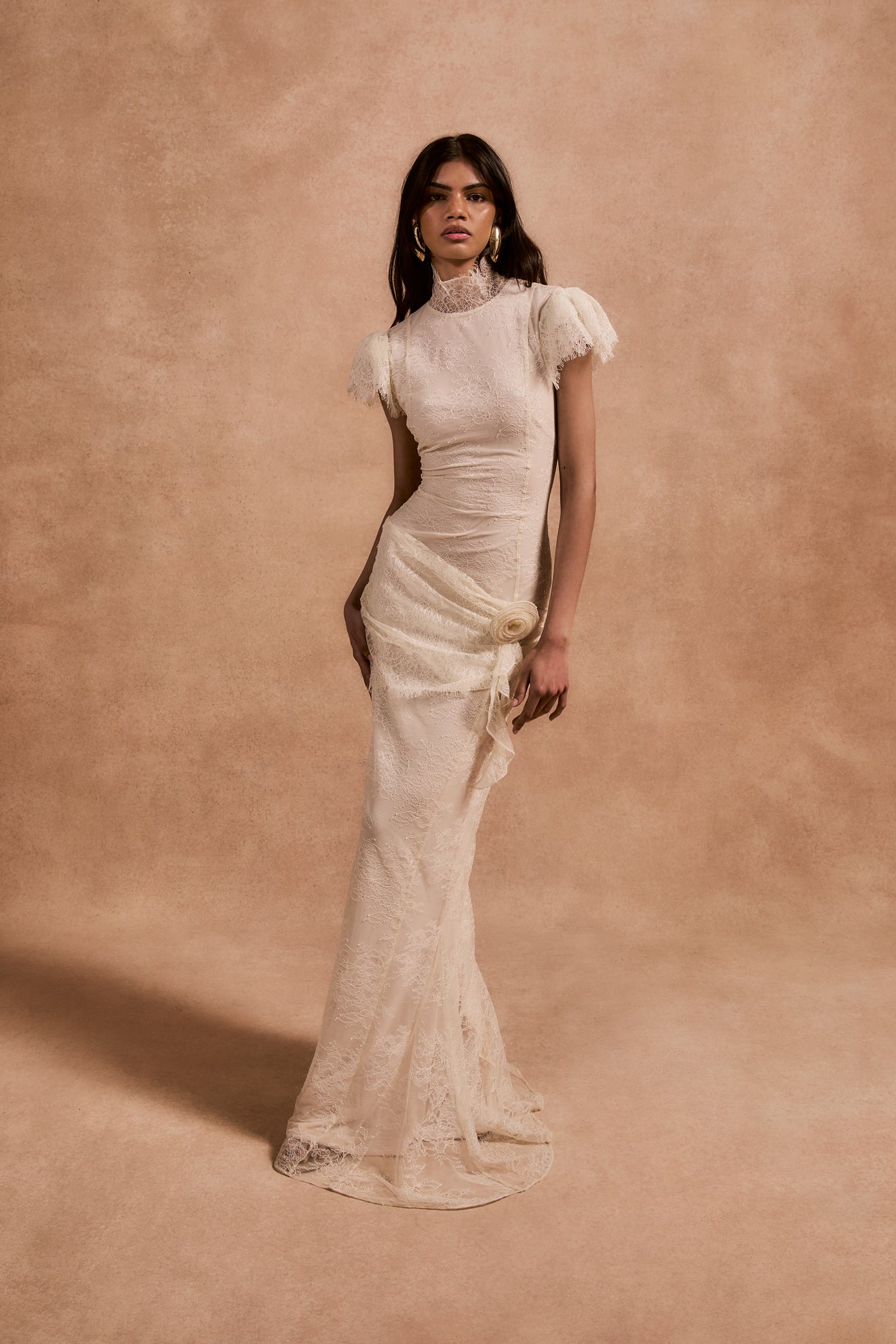 SILENTIUM MAXI DRESS IN IVORY LACE - De La Vali