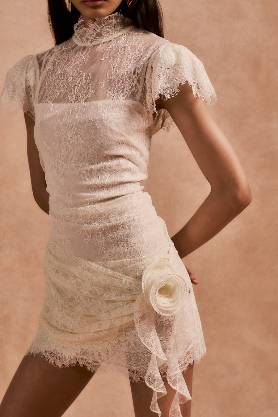 SILENTIUM MINI DRESS IN IVORY LACE DE LA VALI OFFICIAL SILENTIUM MINI DRESS IN IVORY LACE DE LA VALI OFFICIAL