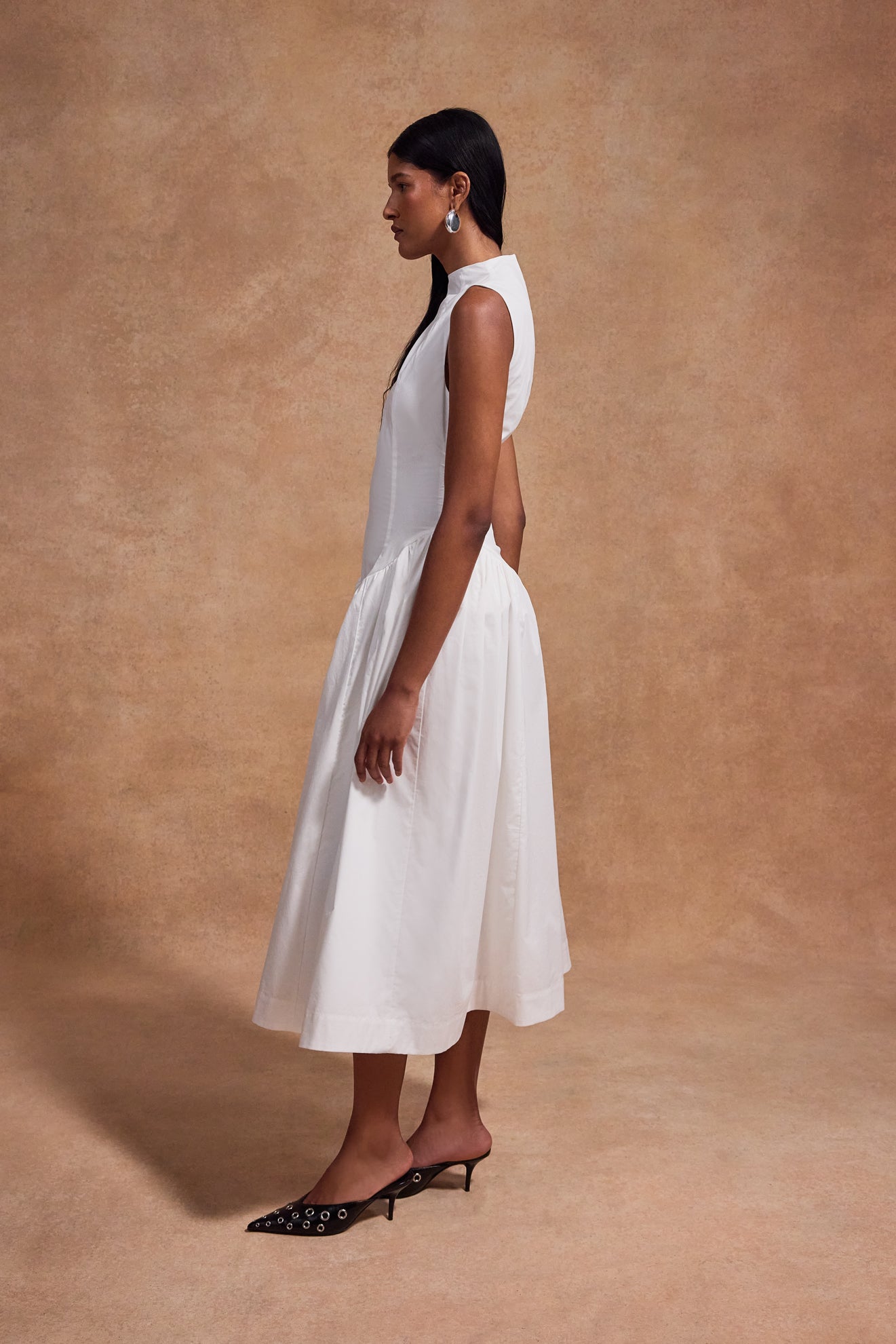 LUSIVA MIDI DRESS IN WHITE COTTON - De La Vali
