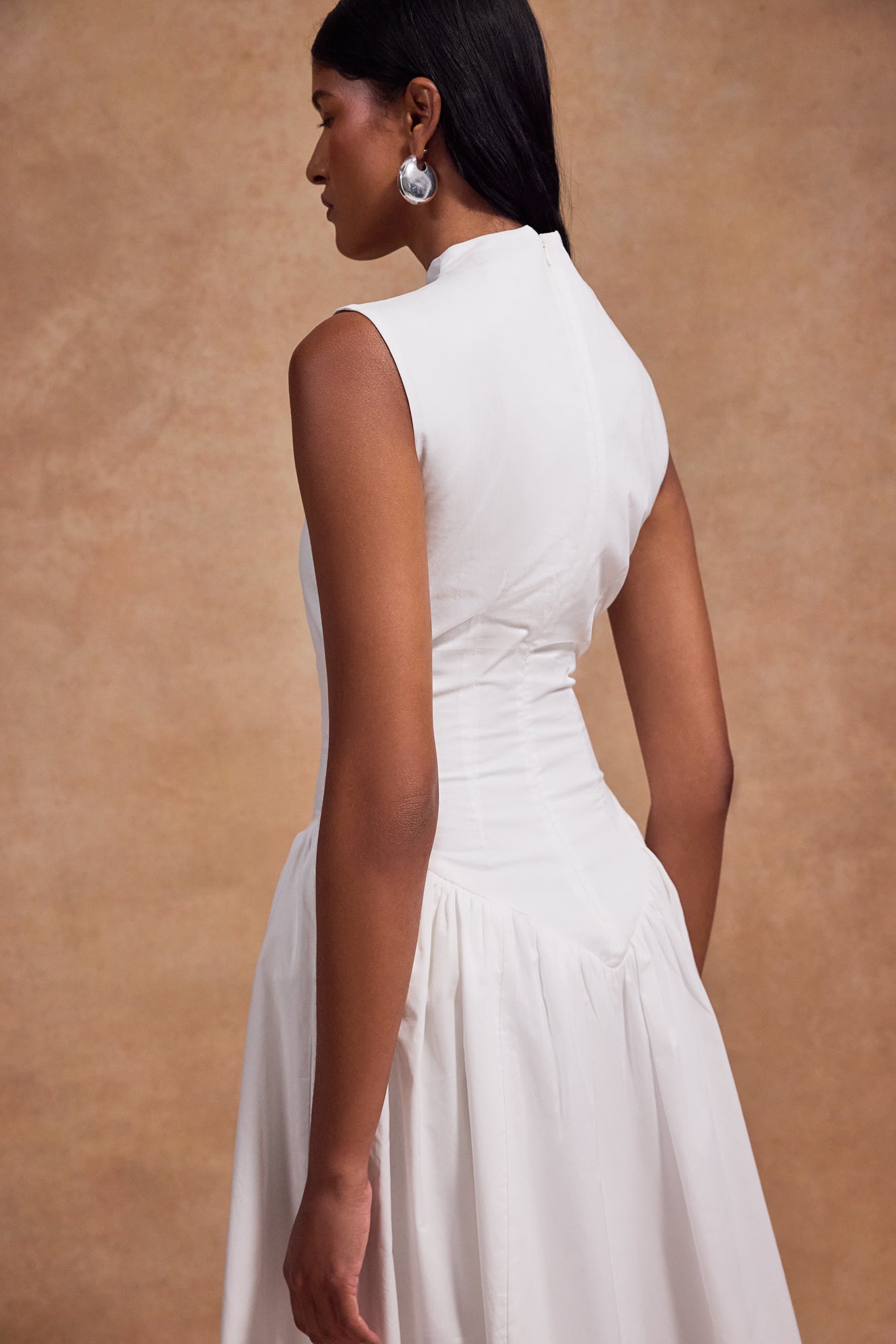LUSIVA MIDI DRESS IN WHITE COTTON - De La Vali