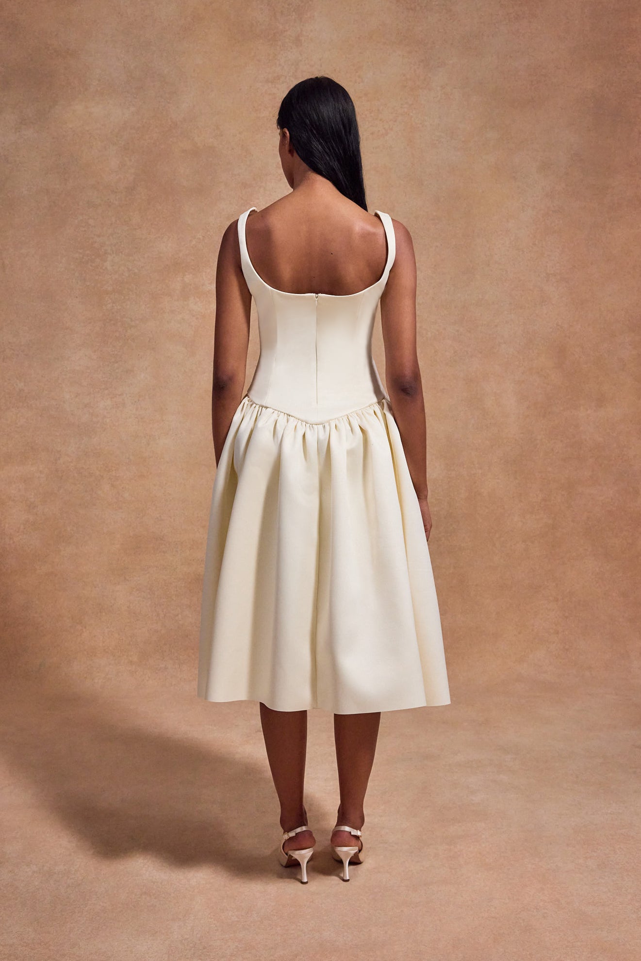 LOLA MIDI DRESS IN IVORY BONDED SATIN - De La Vali