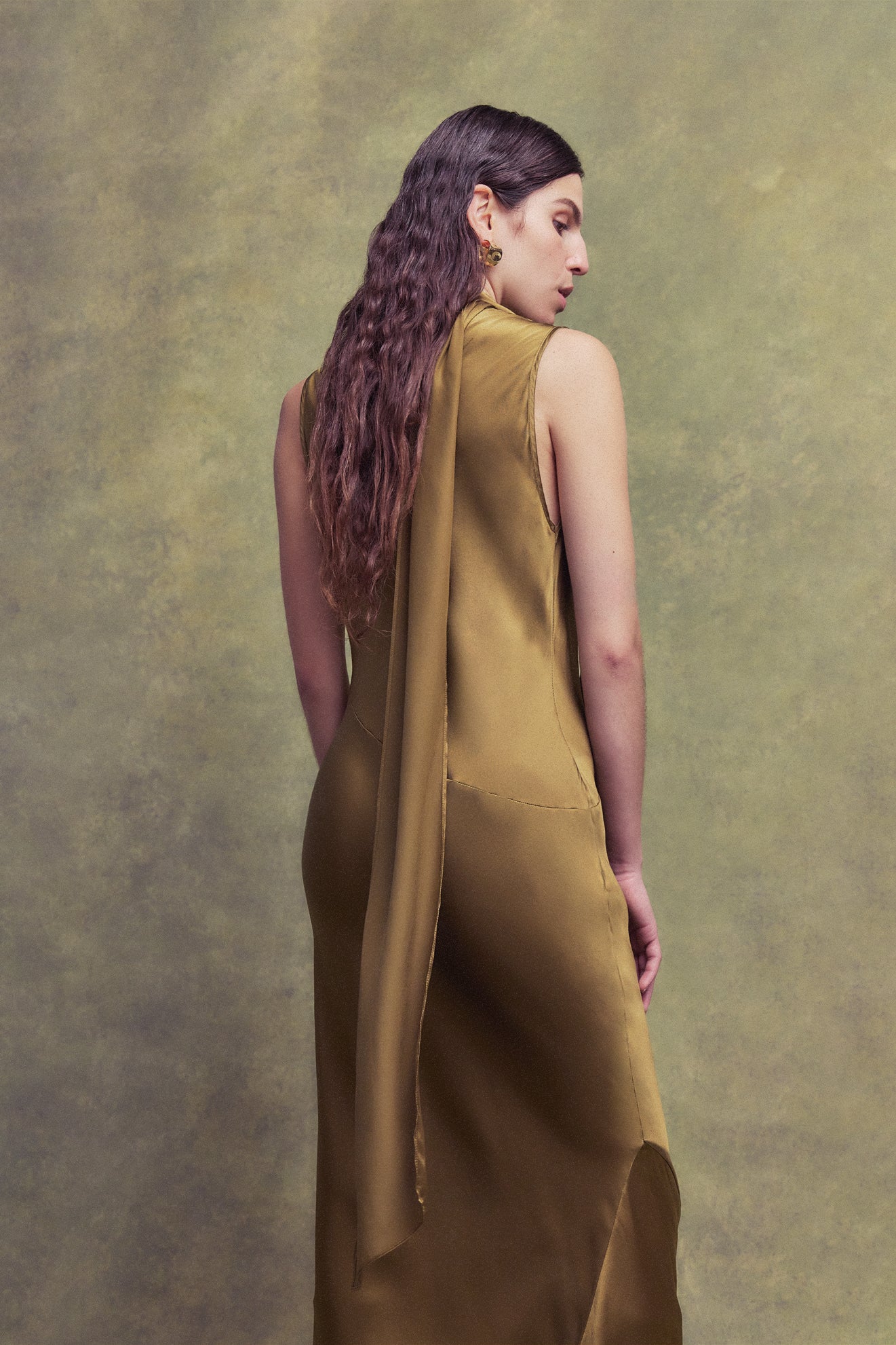 THEBE MIDI DRESS IN FENNEL SILK SATIN - De La Vali