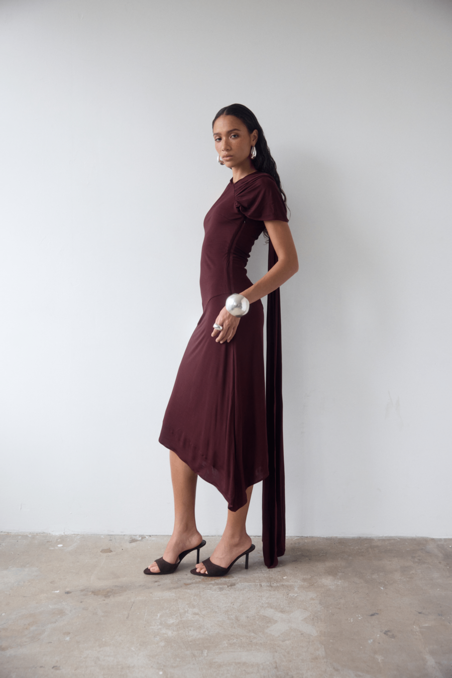 BRUBU MIDI DRESS IN EARTH JERSEY