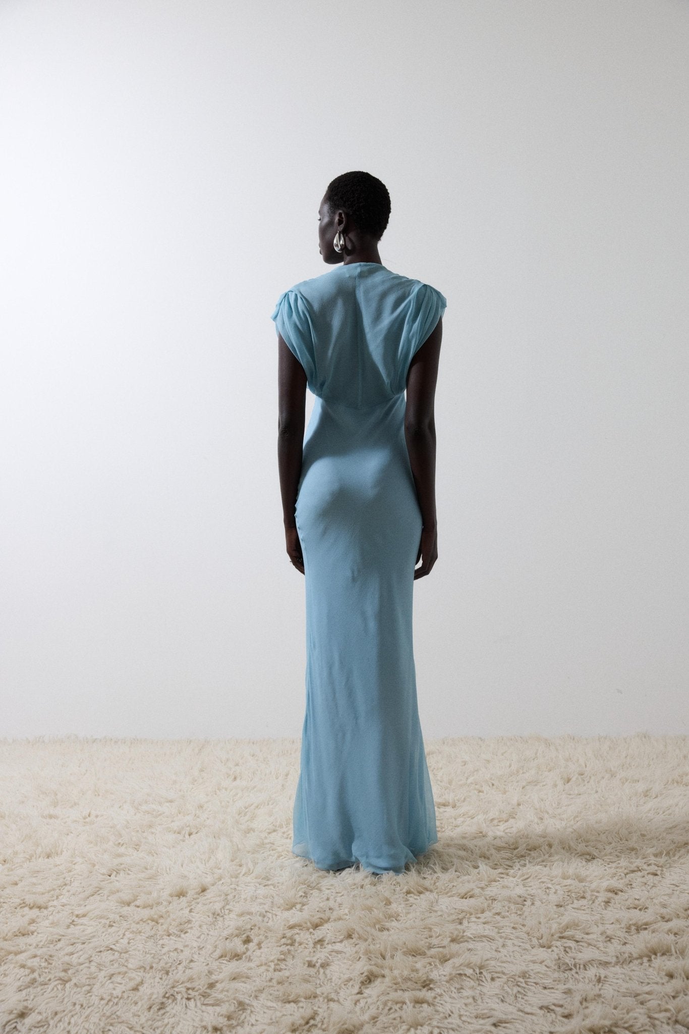 CERES MAXI DRESS IN SKY GEORGETTE CHIFFON - De La Vali