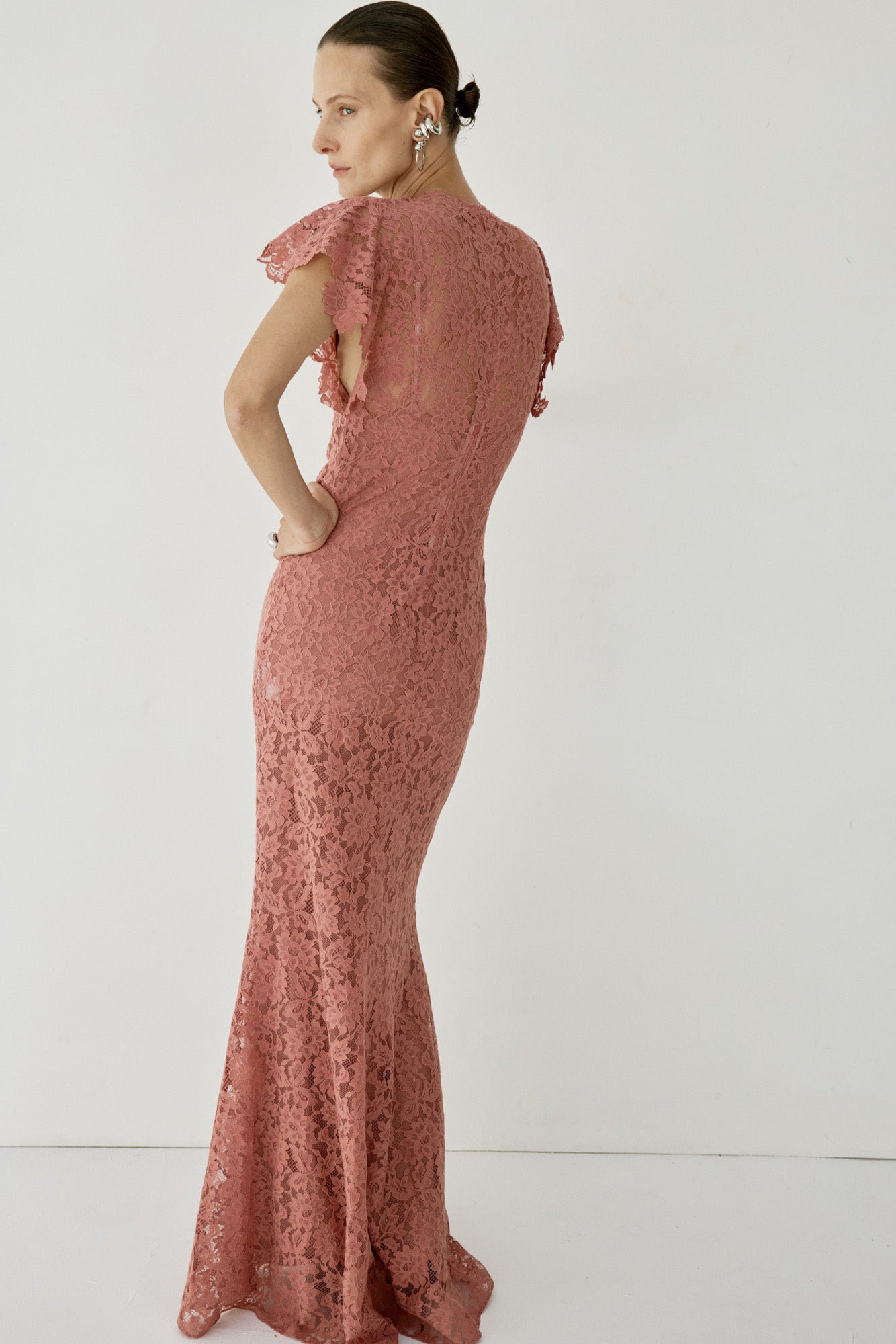LAIA MAXI DRESS DUSTY ROSE LACE - De La Vali