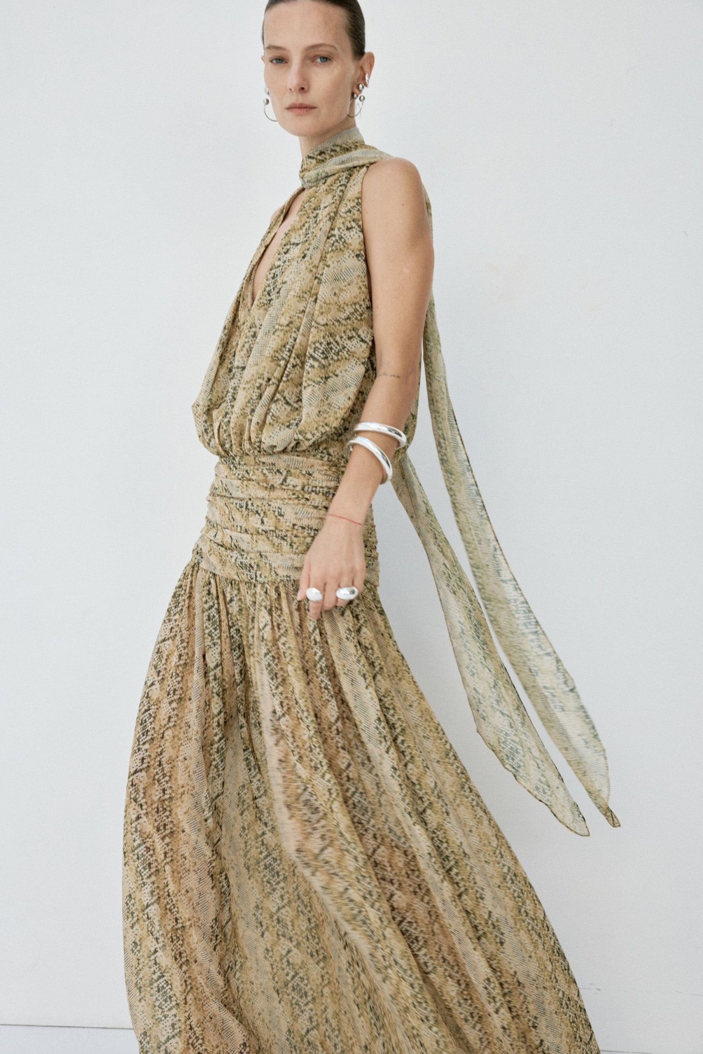 CRUZ MAXI DRESS IN SERPIENTE YELLOW CHIFFON - De La Vali