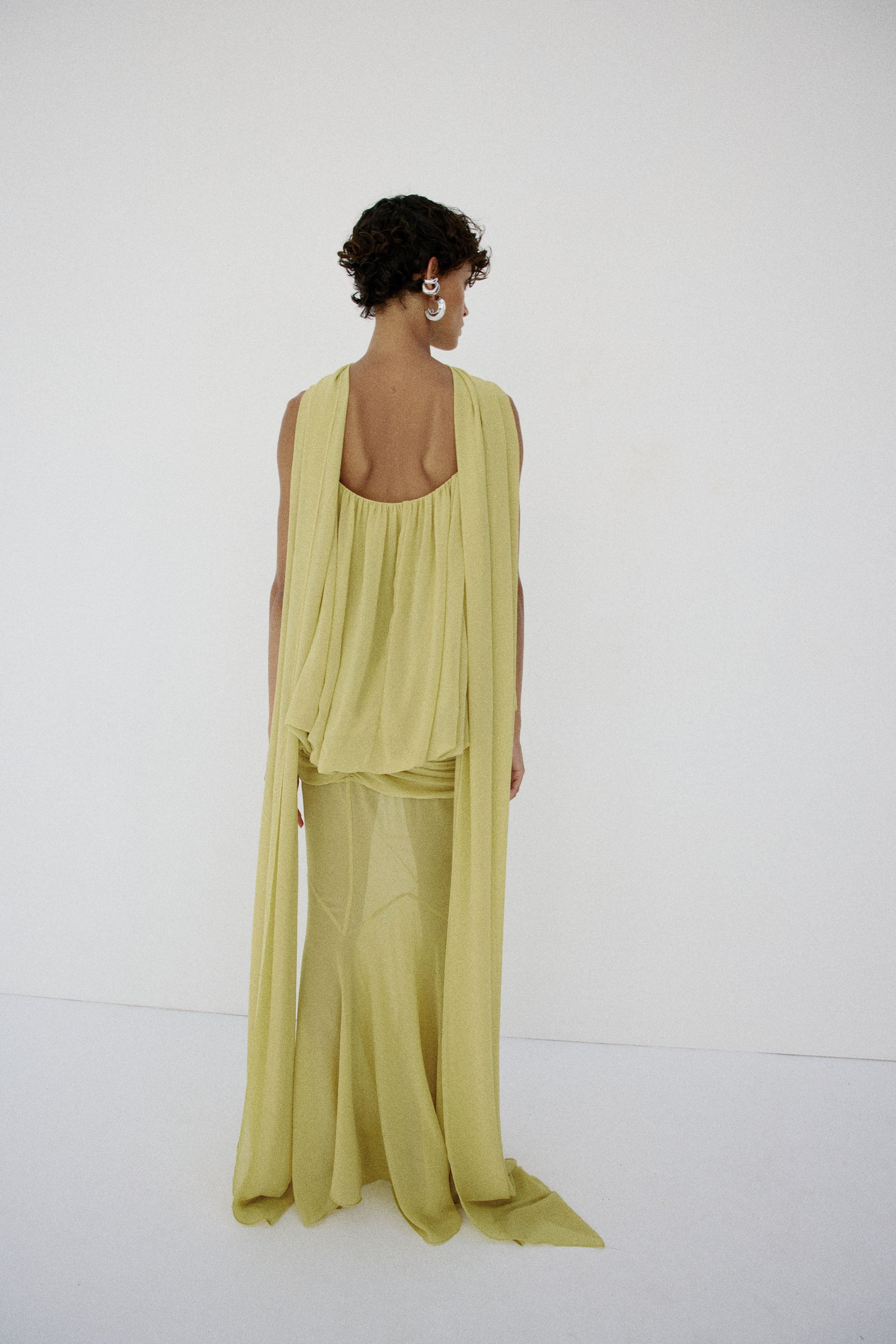 INARA MAXI DRESS IN PEAR CHIFFON