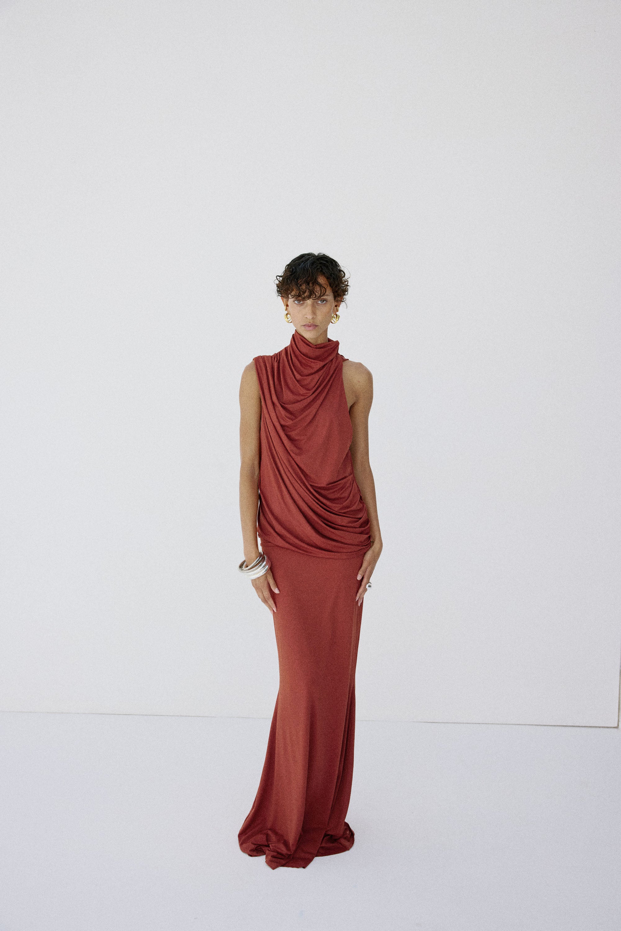 LURNA MAXI DRESS IN BURNT RED SPANDEX JEREY