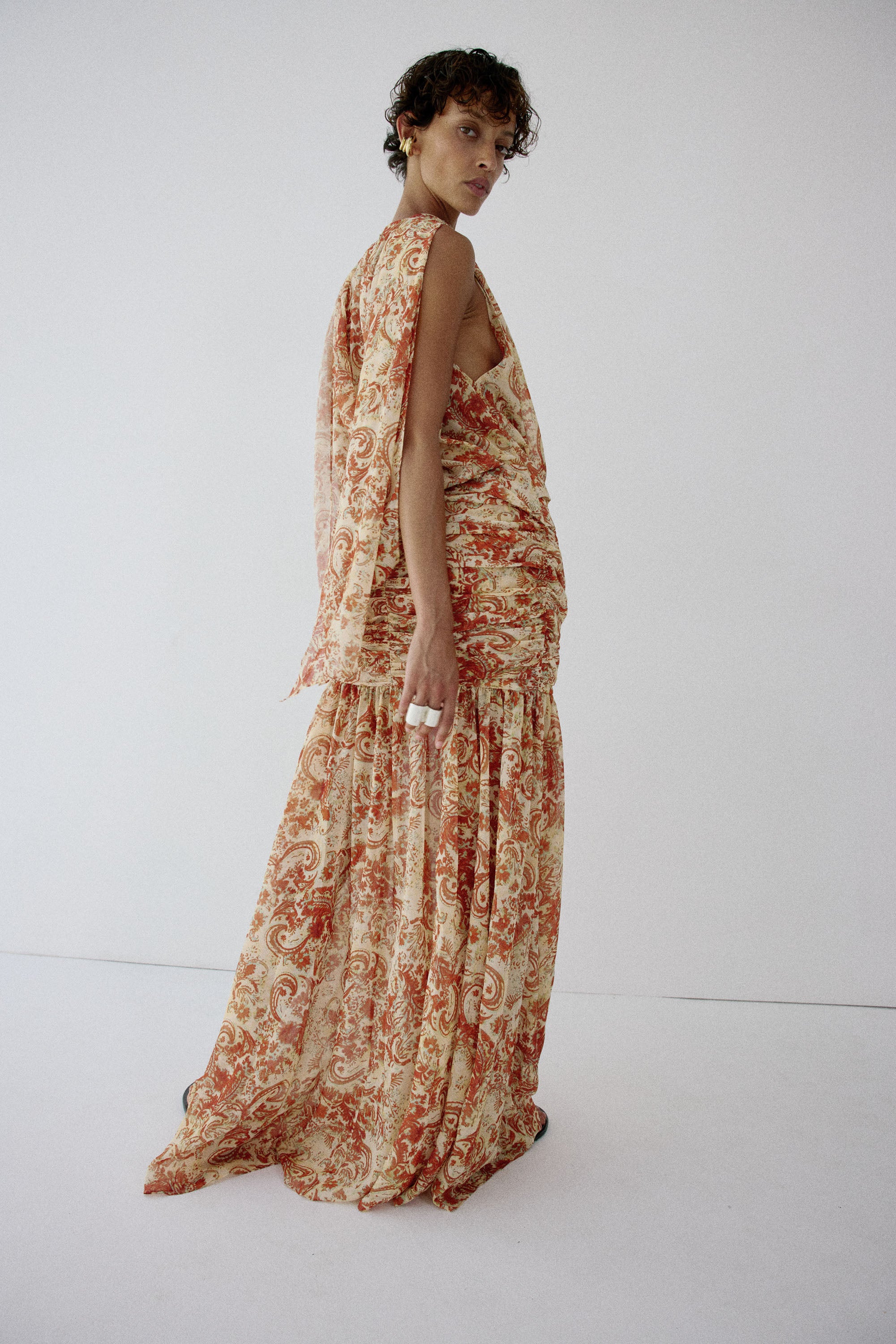 AZUL DRAPED NECKLINE DRESS IN CACHEMIRA - YELLOW CHIFFON