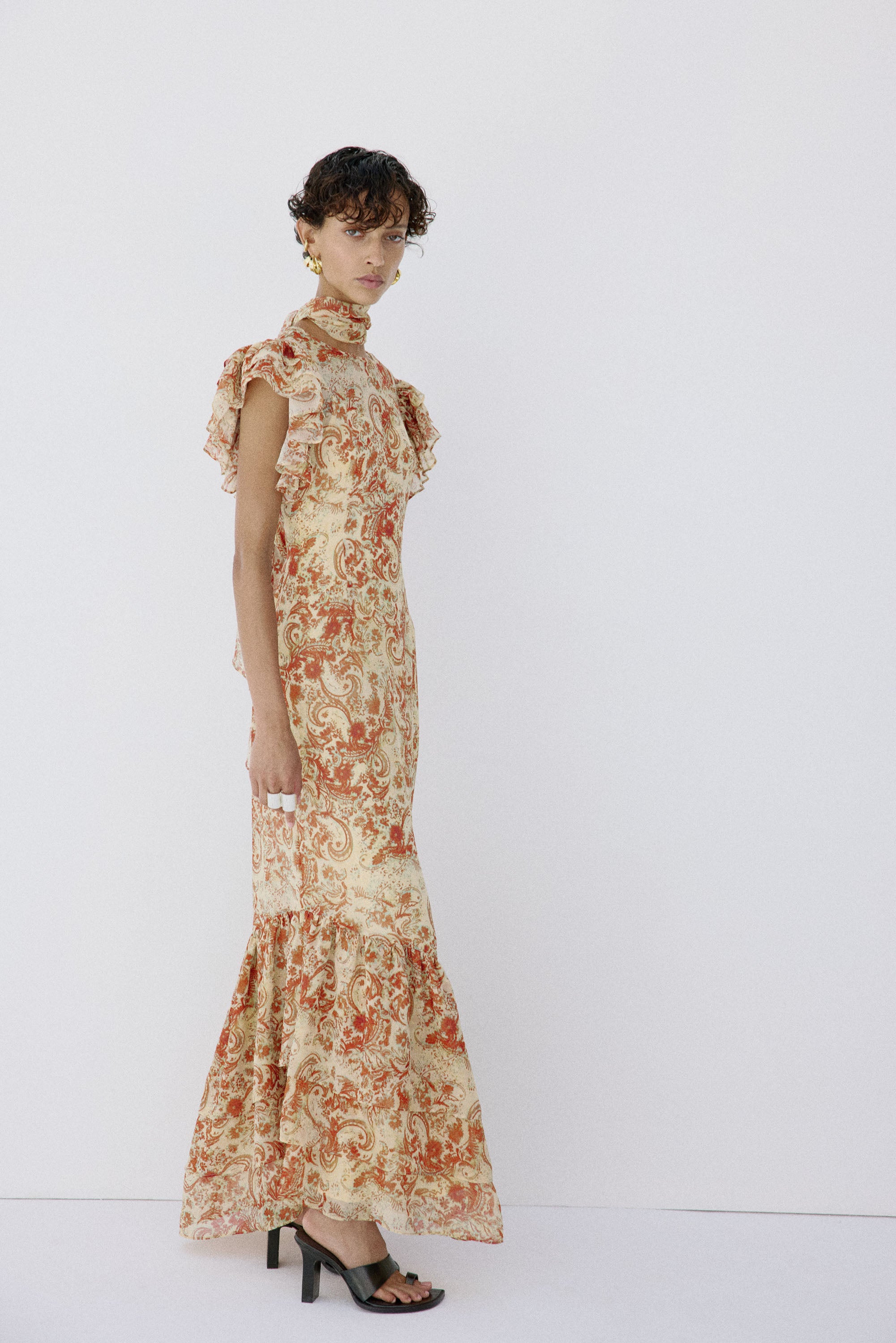 AVALON MAXI DRESS IN CACHEMIRA - YELLOW CHIFFON