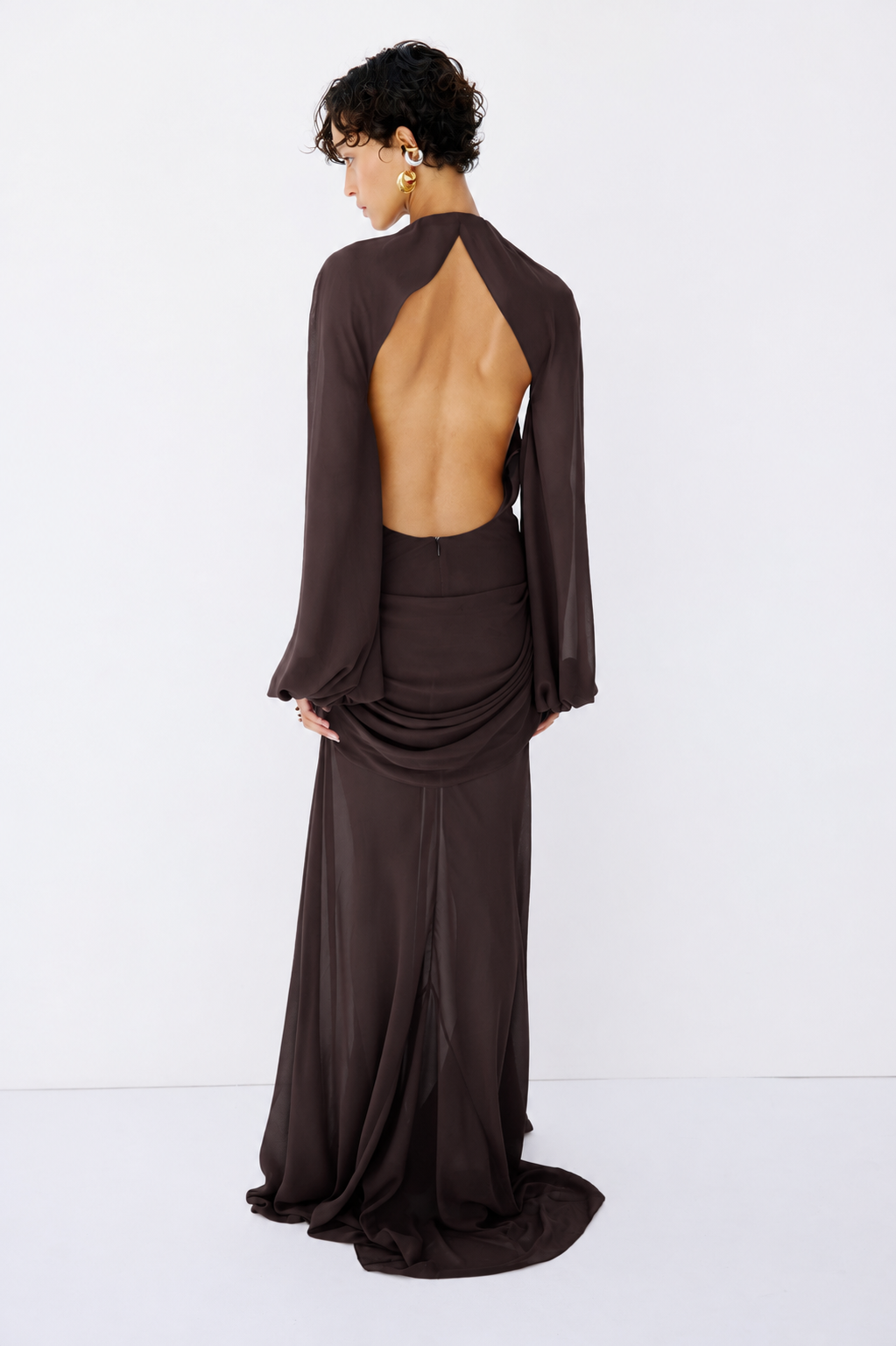 FIORELA MAXI DRESS IN UMBER BROWN CHIFFON