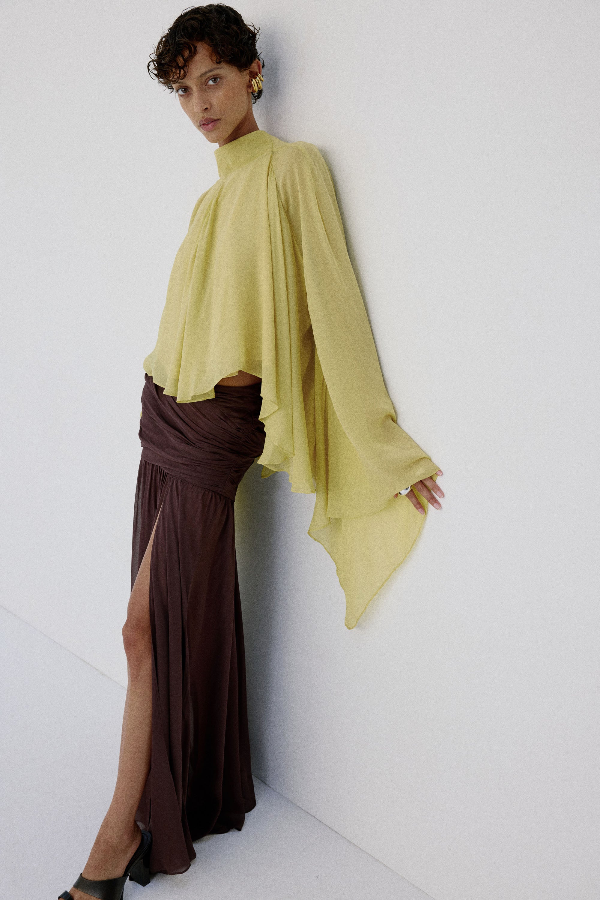 MIA TOP IN PEAR VISCOSE GEORGETTE