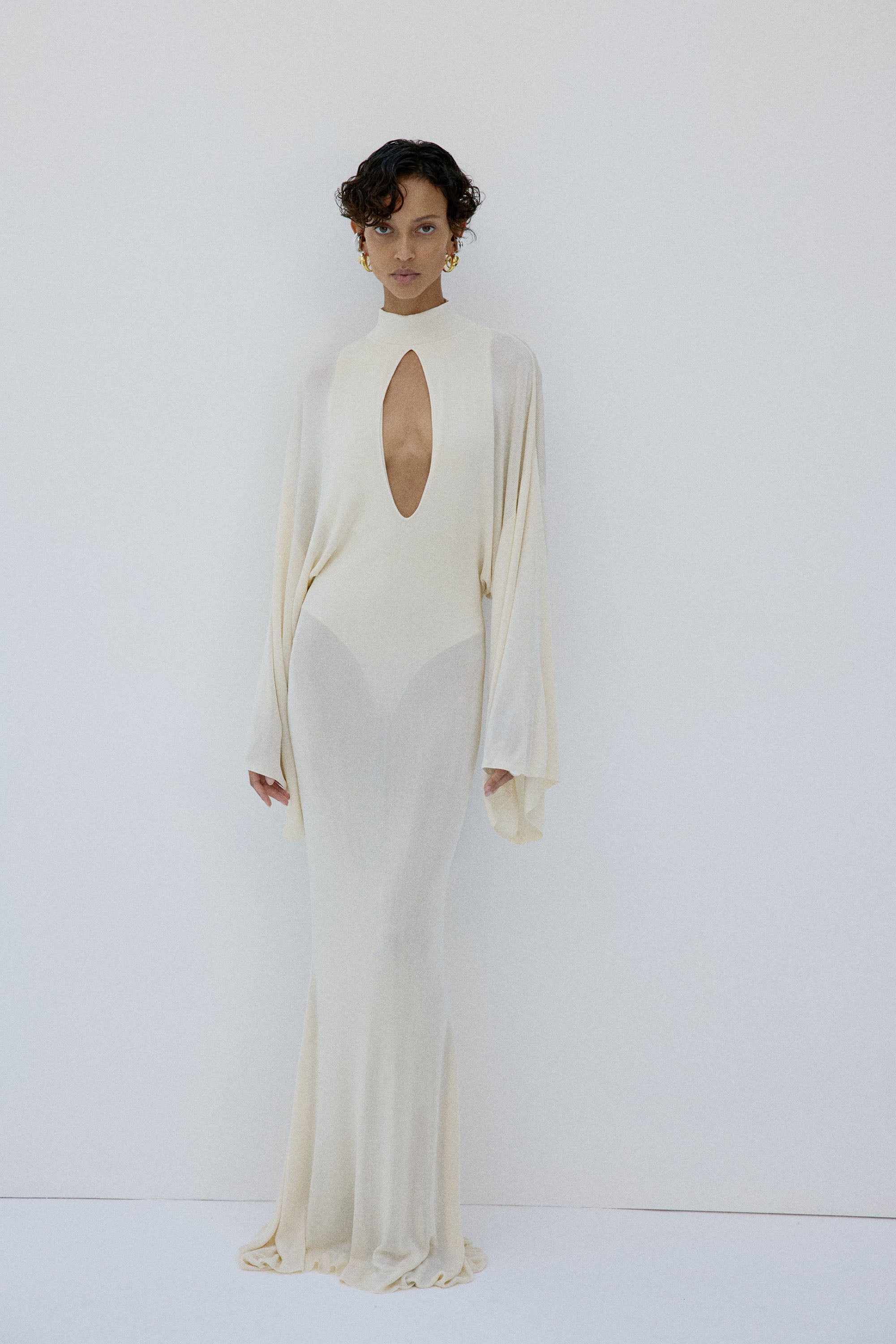 ELIODORO MAXI DRESS IN BRIGHT CREAM SLINKY KNIT