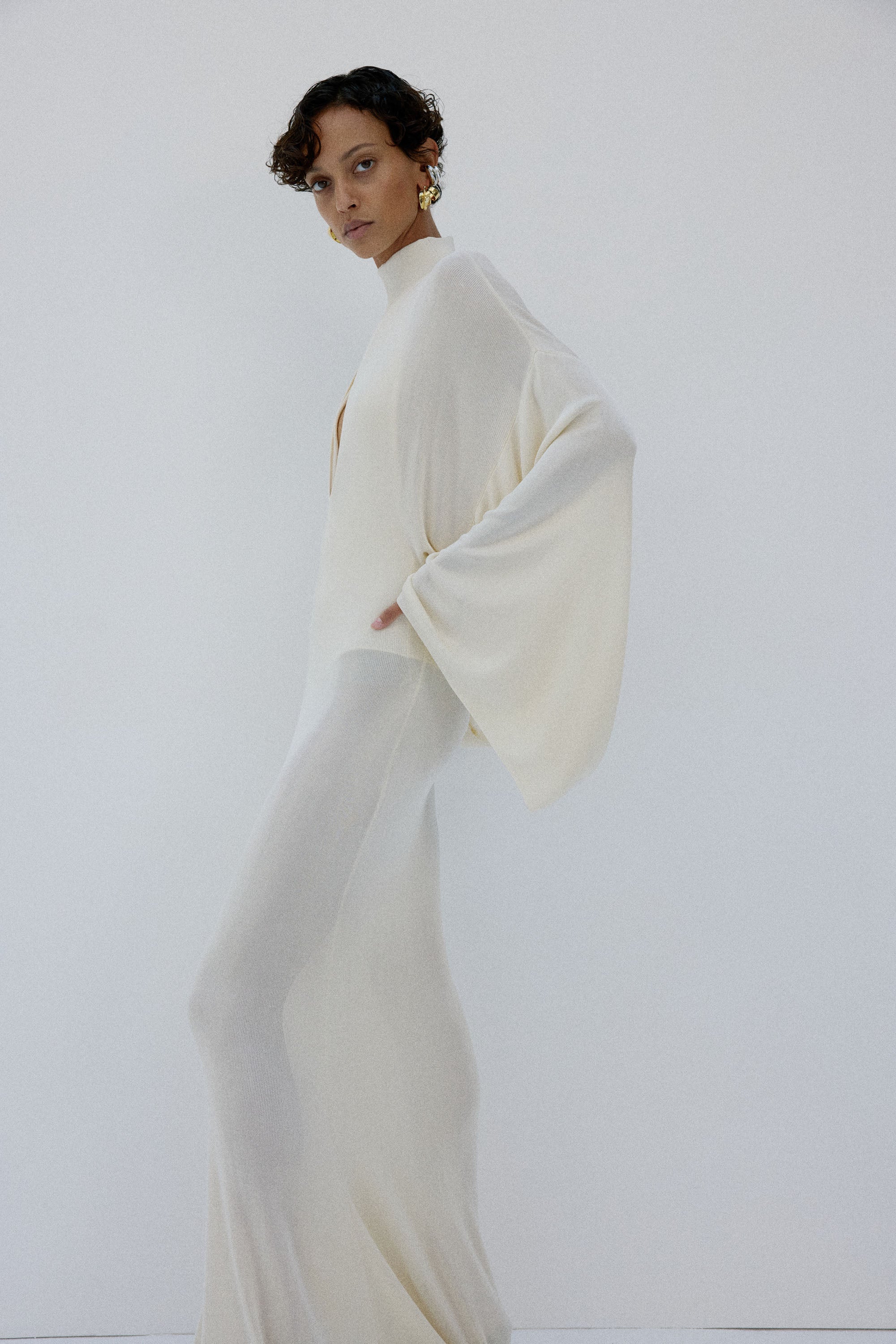 ELIODORO MAXI DRESS IN BRIGHT CREAM SLINKY KNIT