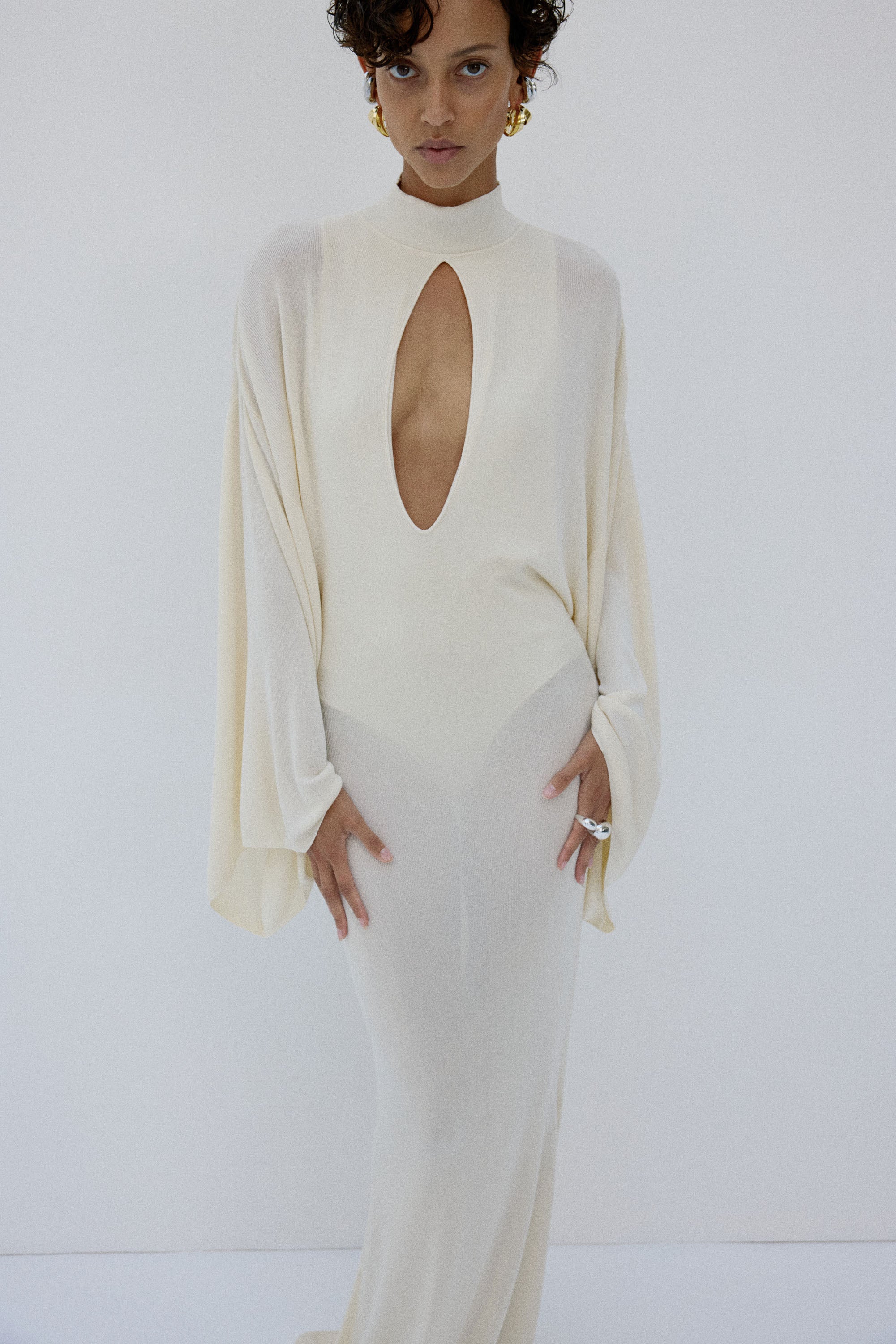 ELIODORO MAXI DRESS IN BRIGHT CREAM SLINKY KNIT