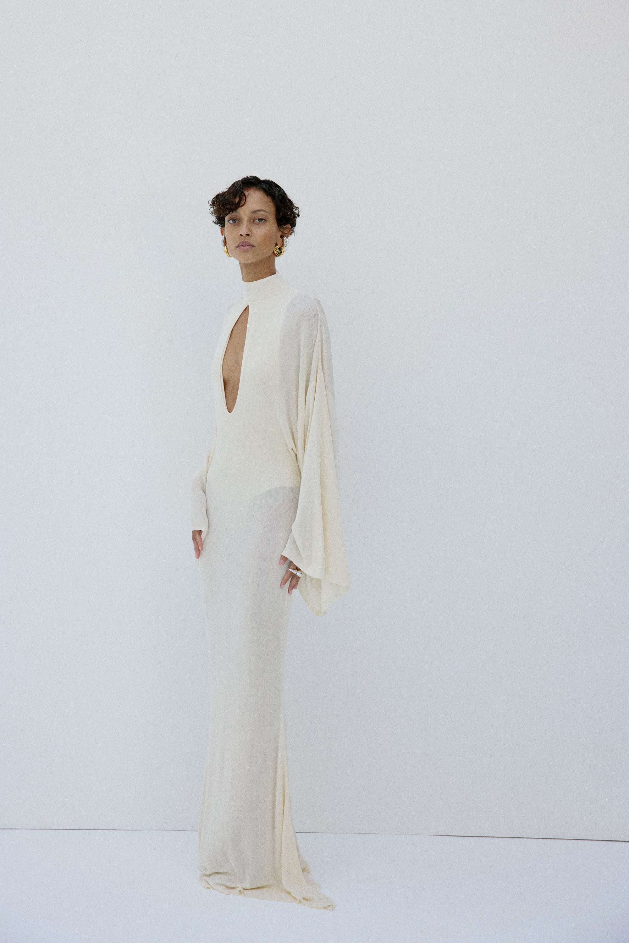 ELIODORO MAXI DRESS IN BRIGHT CREAM SLINKY KNIT