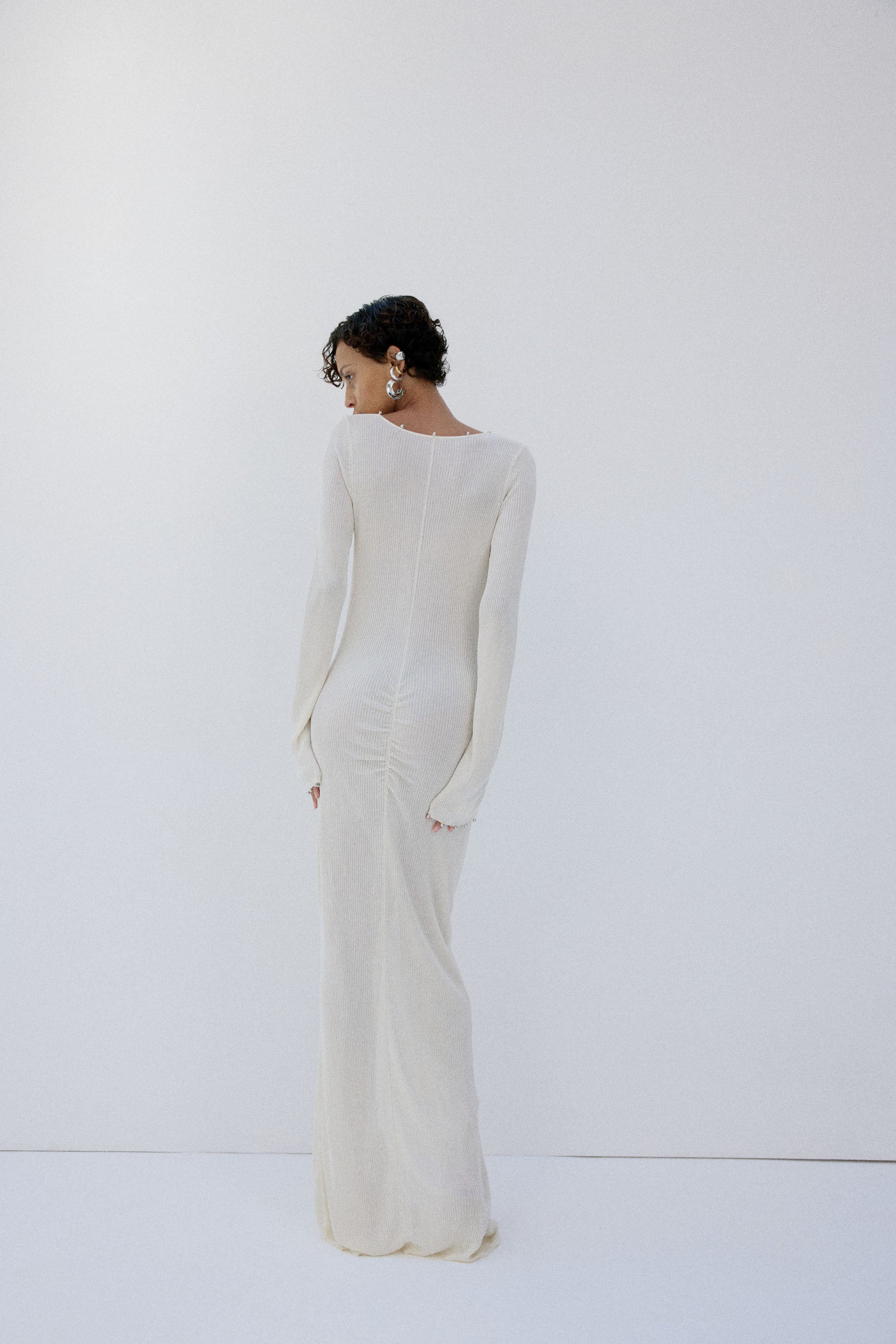 ELISIA MAXI DRESS IN BRIGHT CREAM SLINKY KNIT