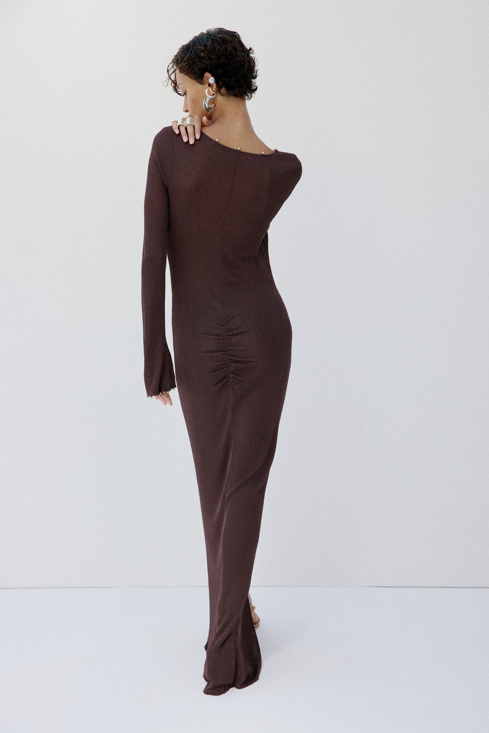 ELISIA MAXI DRESS IN UMBER BROWN SLINKY KNIT