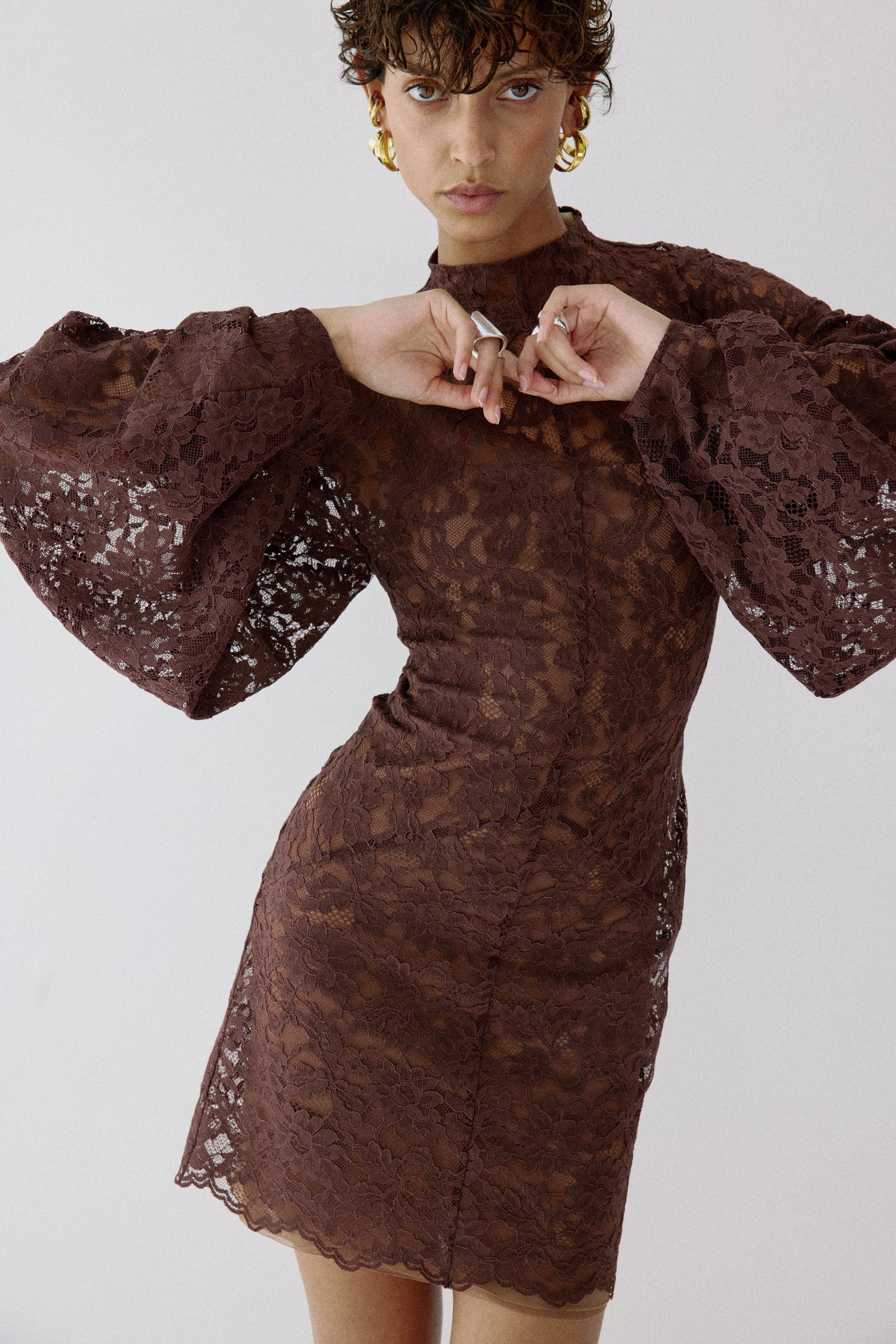 AIRAM DRESS IN BROWN LACE