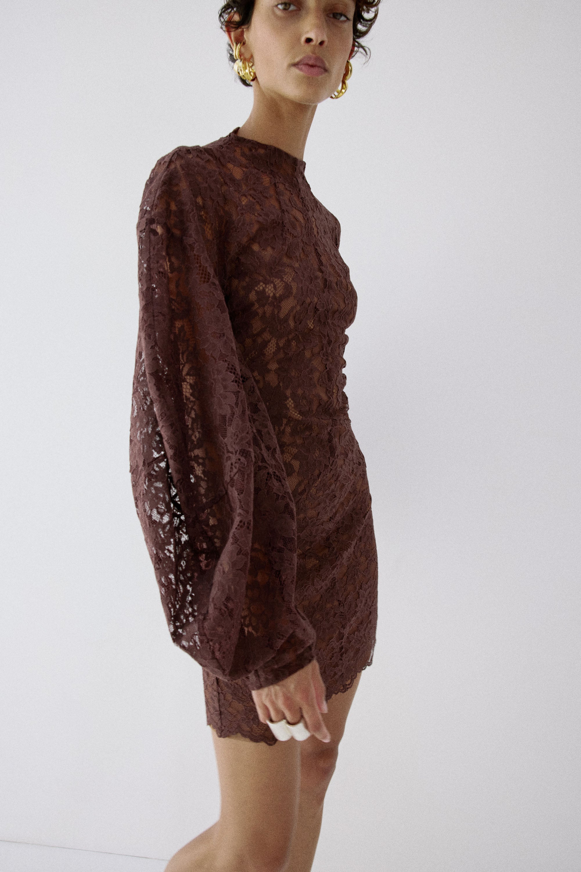 AIRAM DRESS IN BROWN LACE