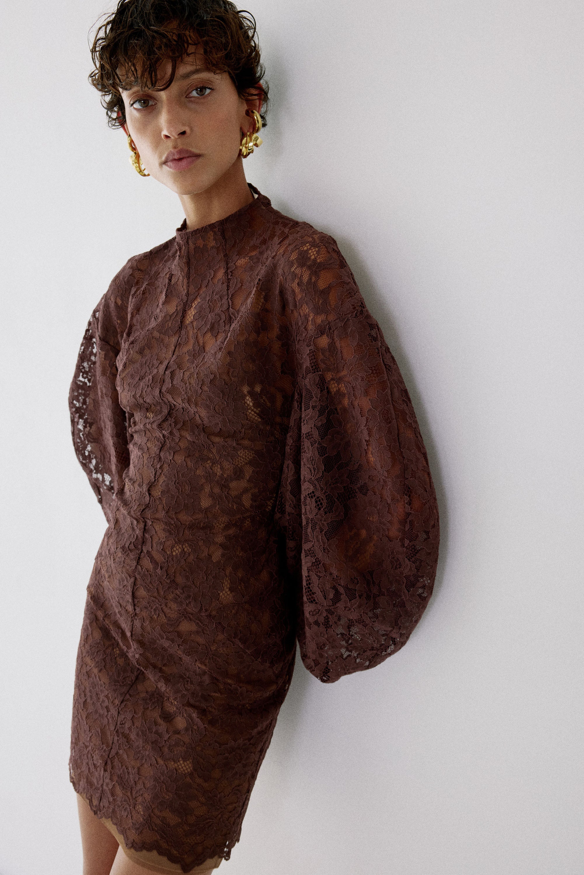 AIRAM DRESS IN BROWN LACE