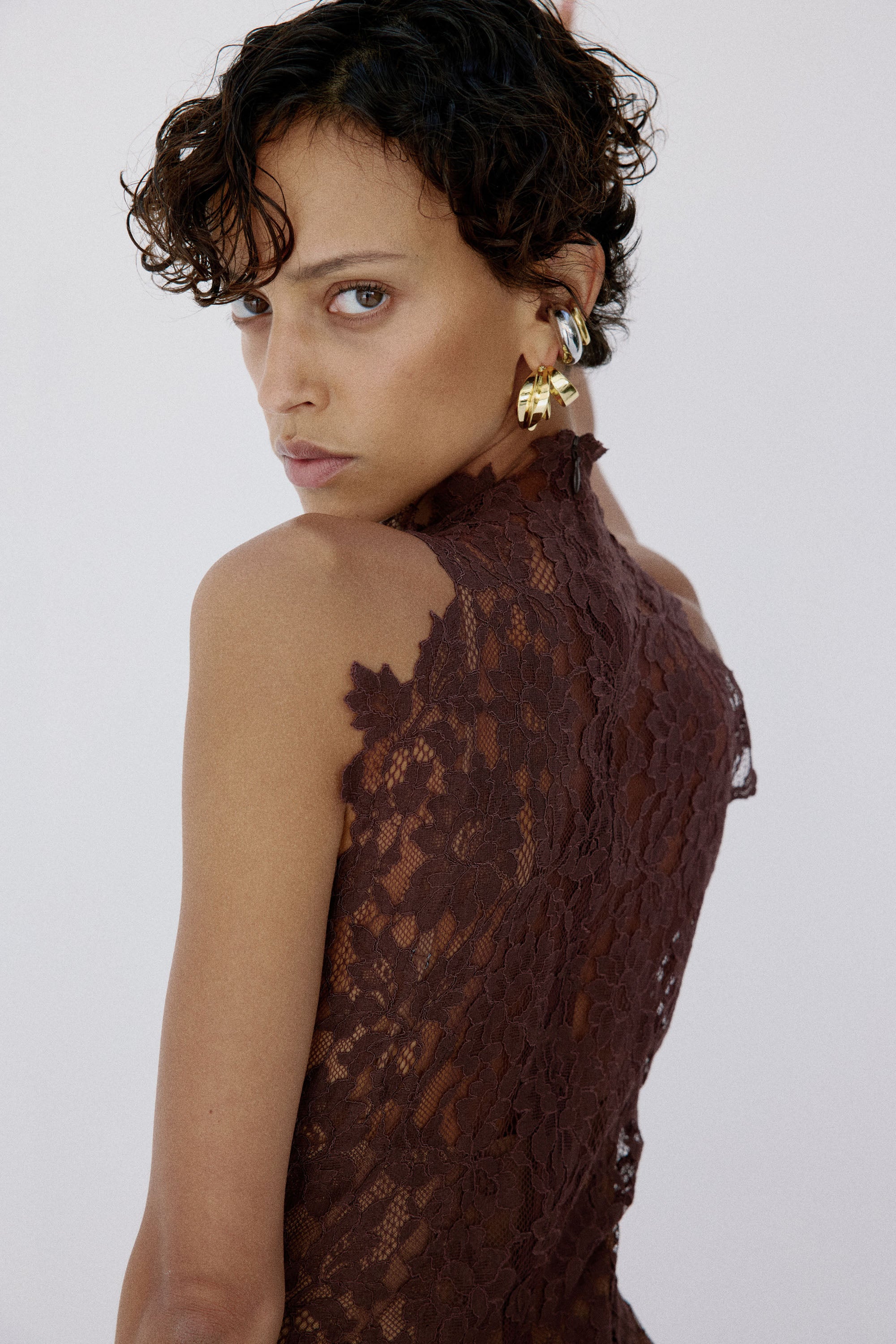 AINHOA MIDAXI DRESS IN BROWN LACE