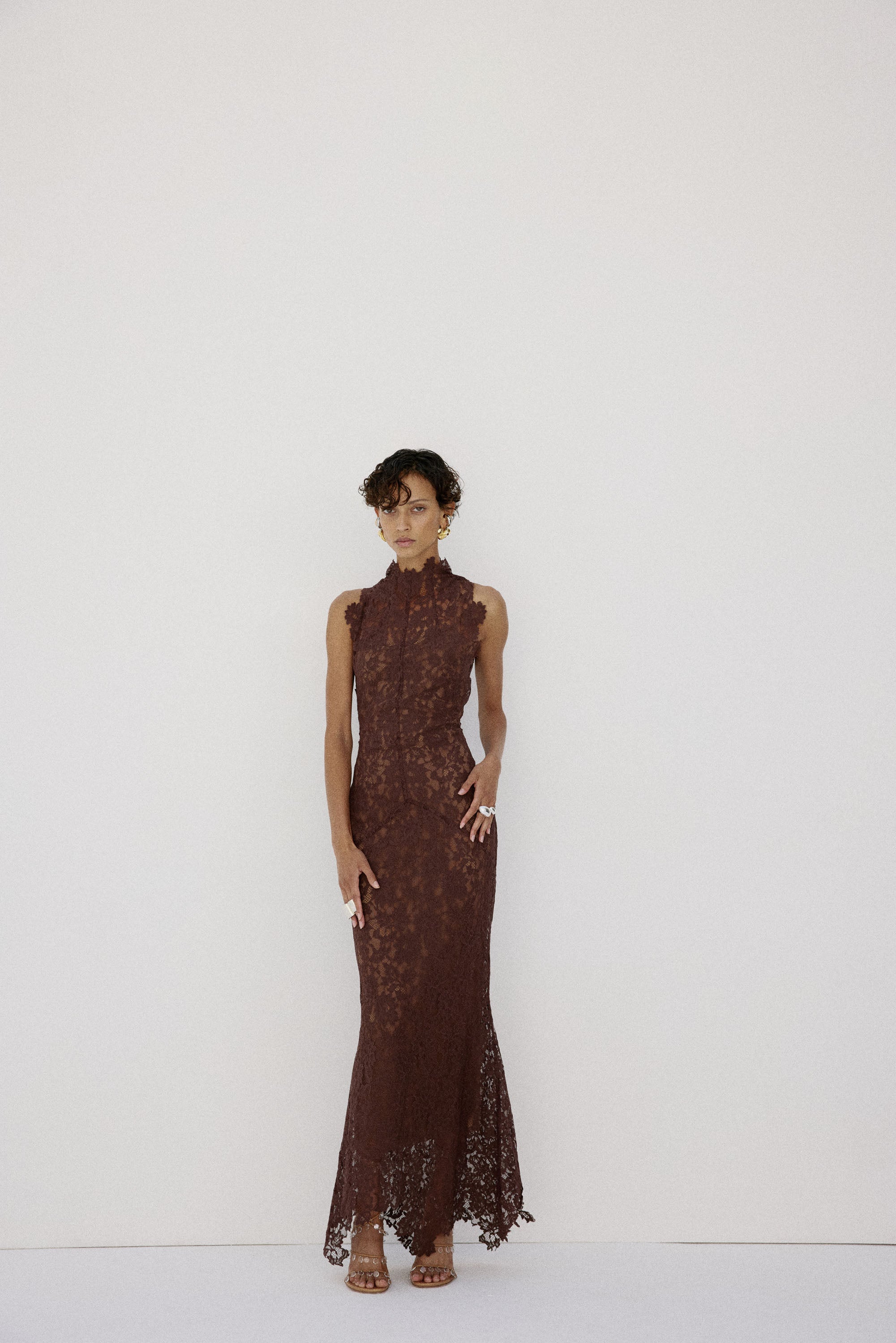 AINHOA MIDAXI DRESS IN BROWN LACE