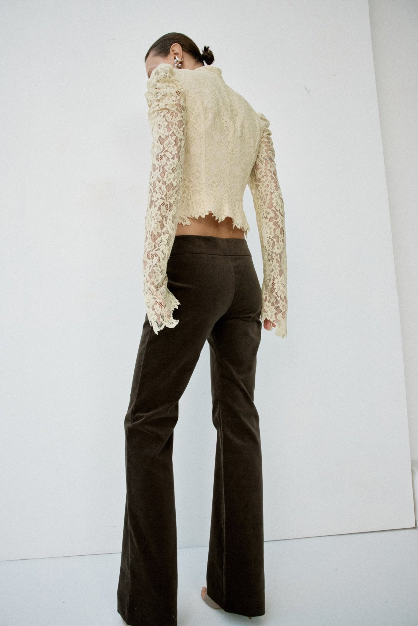 VITALIS TOP IN SOFT YELLOW LACE - De La Vali