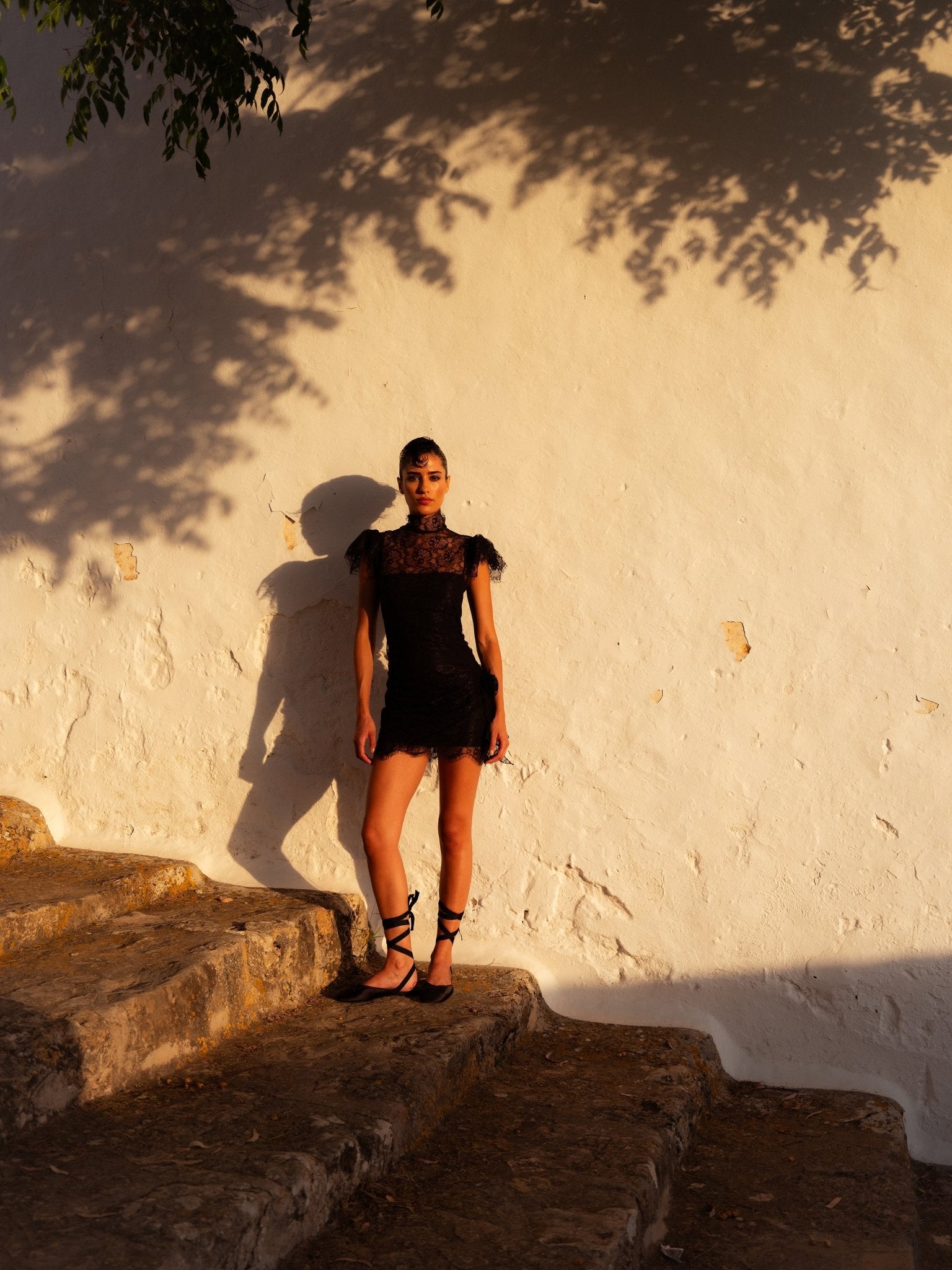 VALENTINA MINI DRESS IN BLACK LACE - De La Vali