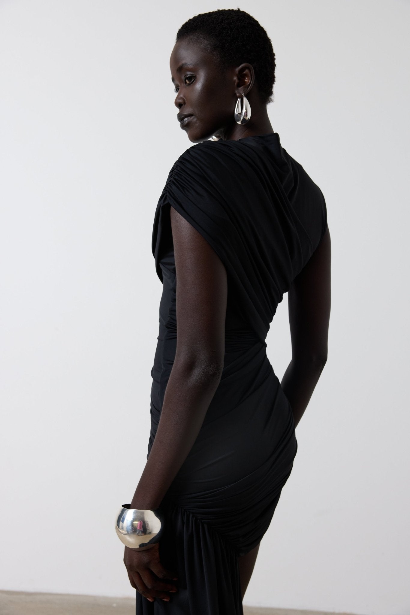 RAVENNA MINI DRESS IN BLACK SPANDEX JERSEY - De La Vali