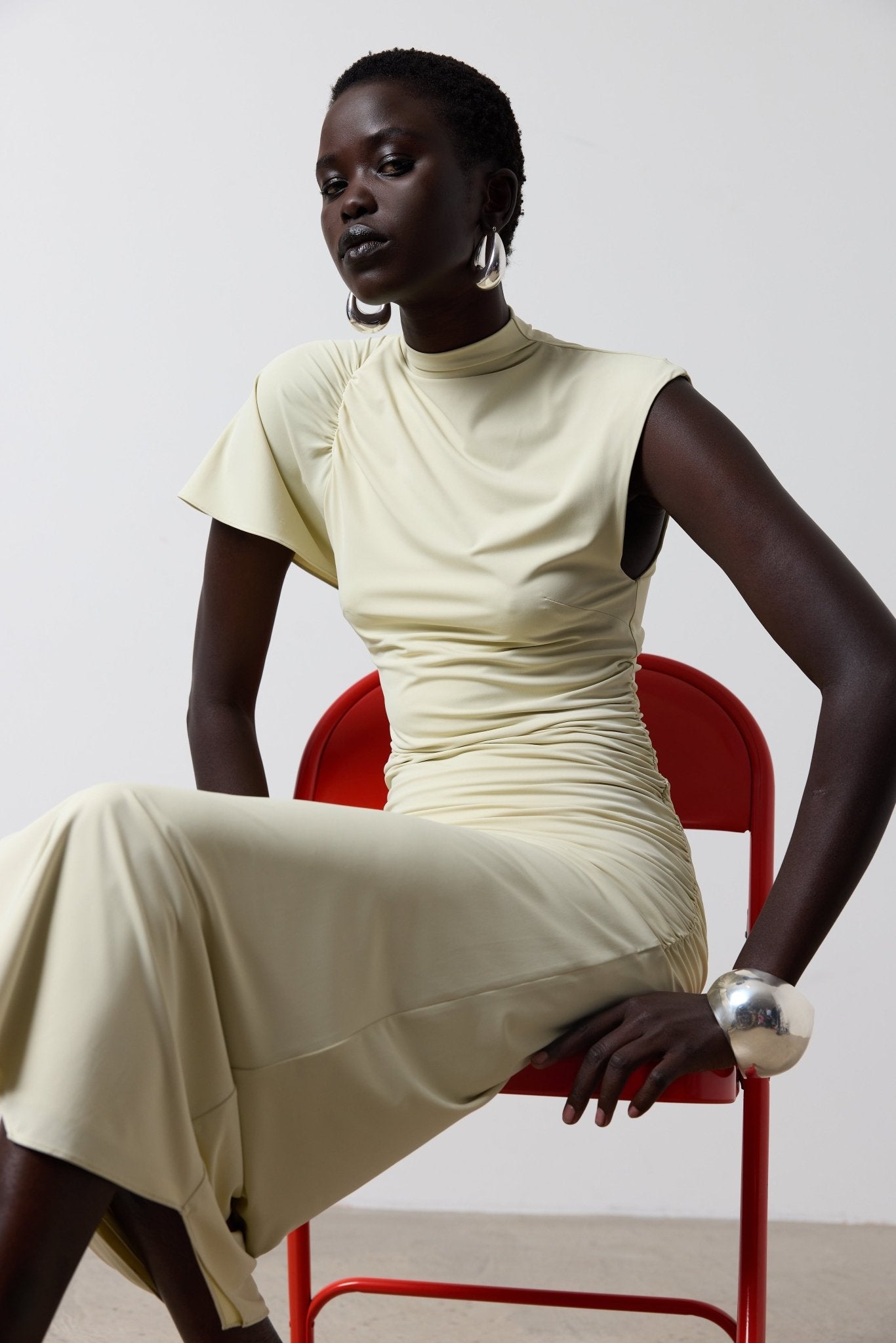 GALLARDO MIDI DRESS IN BUTTERCREAM SPANDEX JERSEY - De La Vali