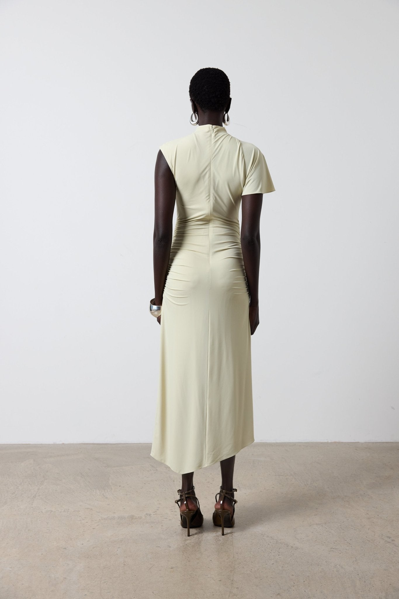 GALLARDO MIDI DRESS IN BUTTERCREAM SPANDEX JERSEY - De La Vali