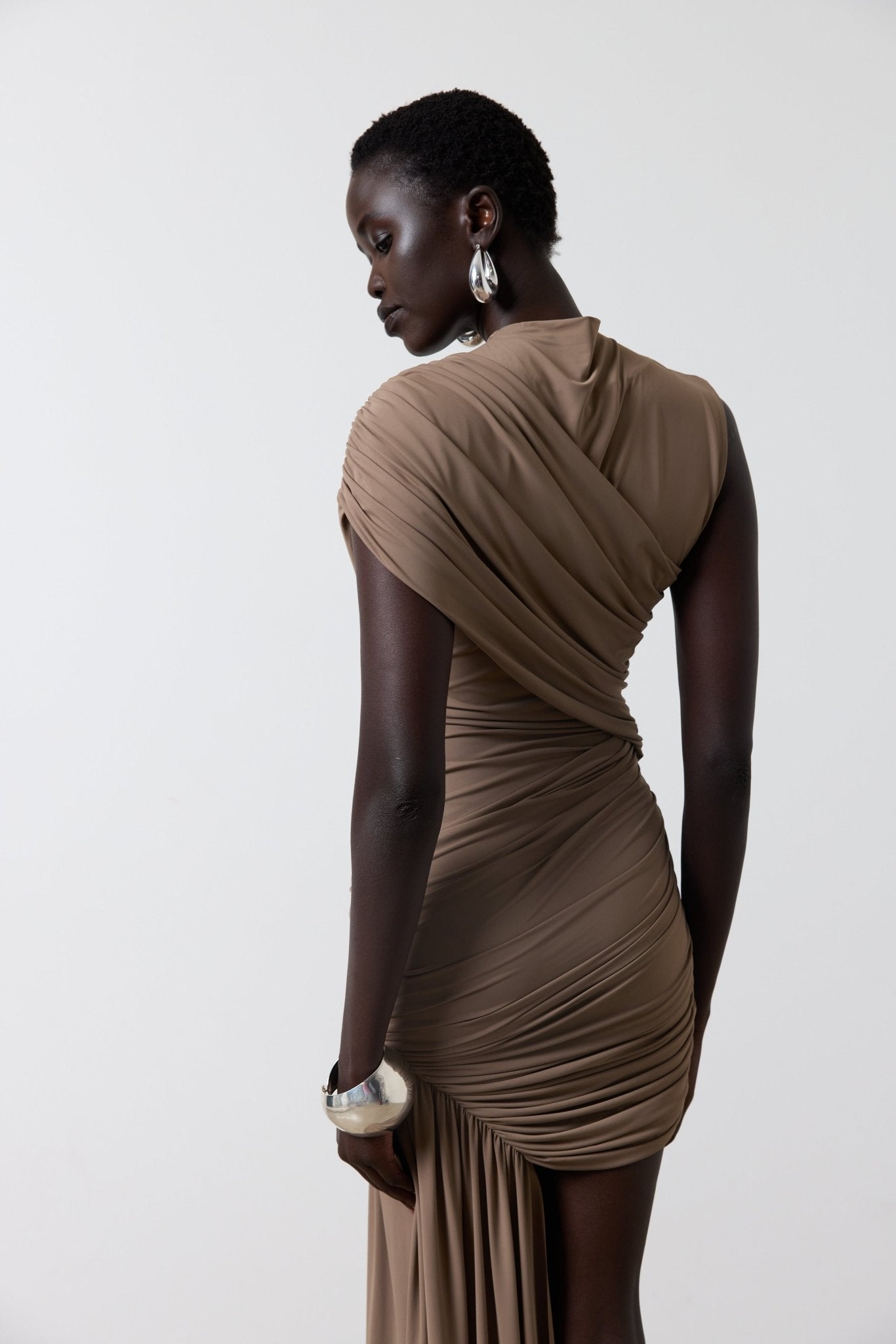 RAVENNA MINI DRESS IN TAUPE SPANDEX JERSEY TAUPE - De La Vali