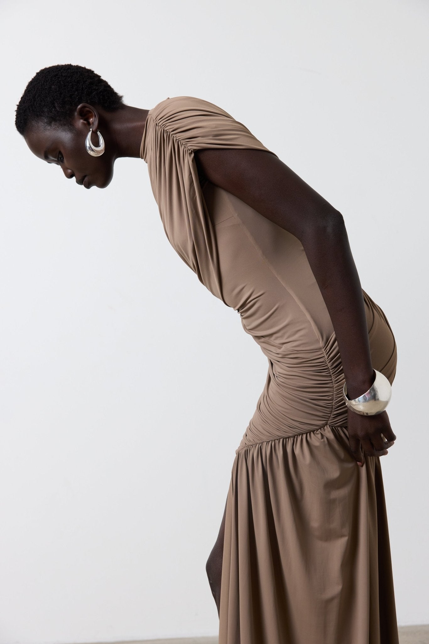 RAVENNA MINI DRESS IN TAUPE SPANDEX JERSEY TAUPE - De La Vali