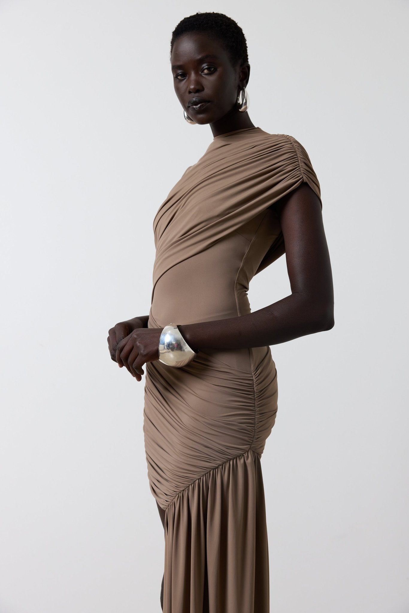 RAVENNA MINI DRESS IN TAUPE SPANDEX JERSEY TAUPE - De La Vali