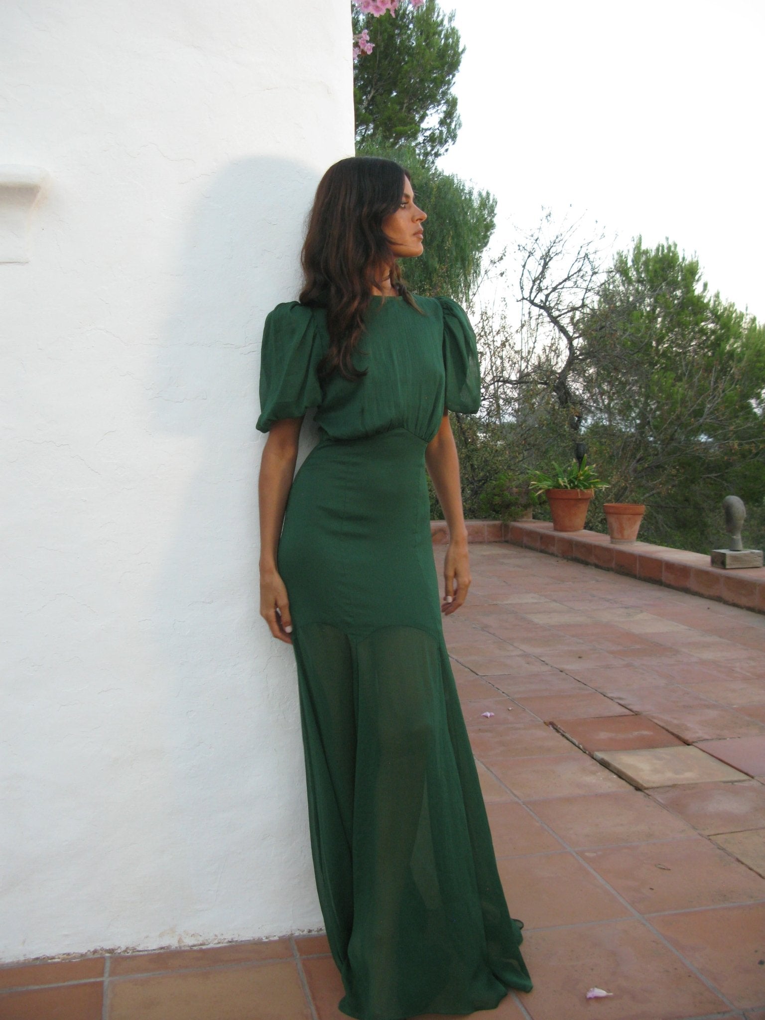 AGUA MAXI DRESS IN DARK GREEN CRINKLE CHIFFON - De La Vali