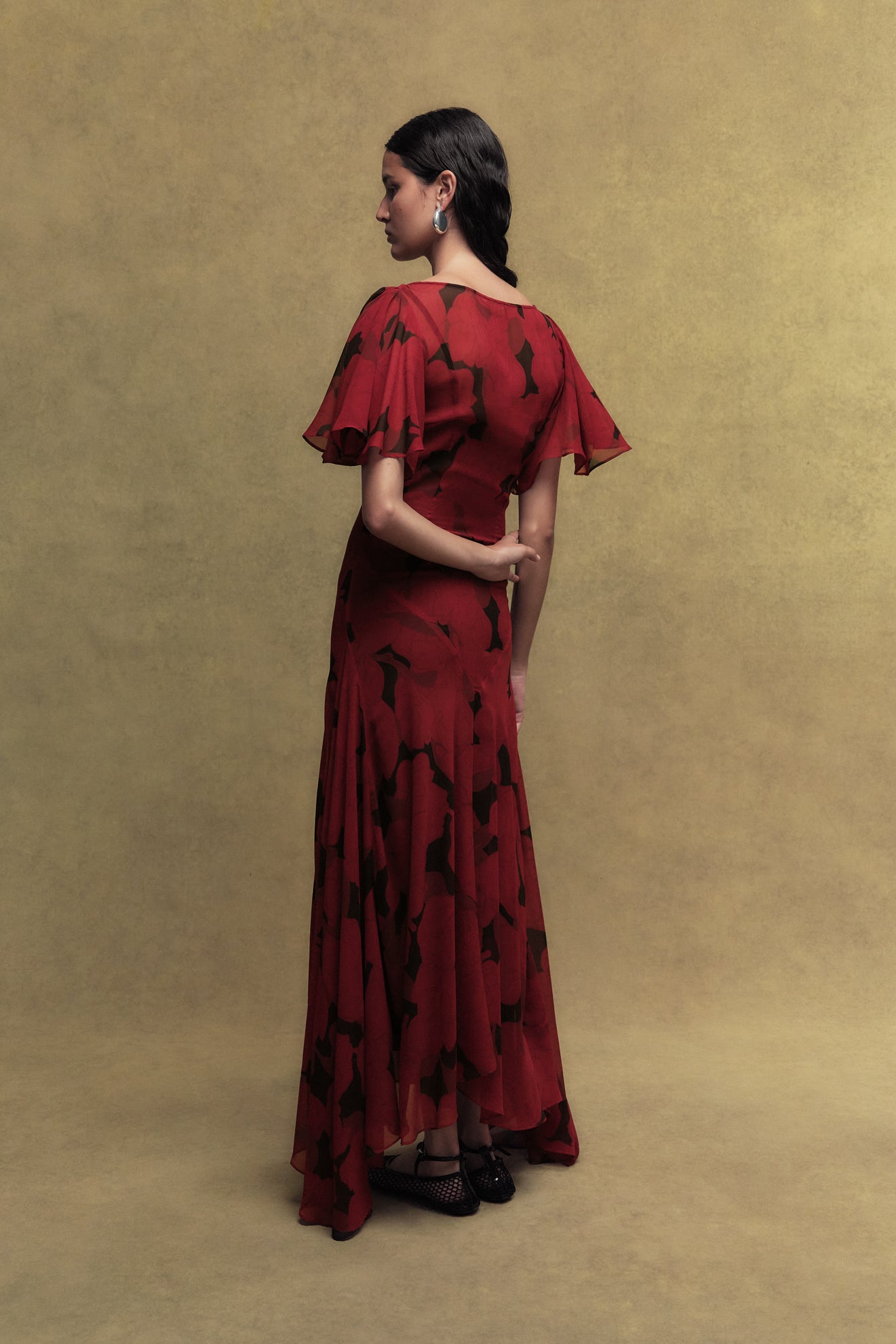 OLIVIA SILK CHIFFON LONG DRESS IN SCARLET MAGNOLIA PRINT - De La Vali