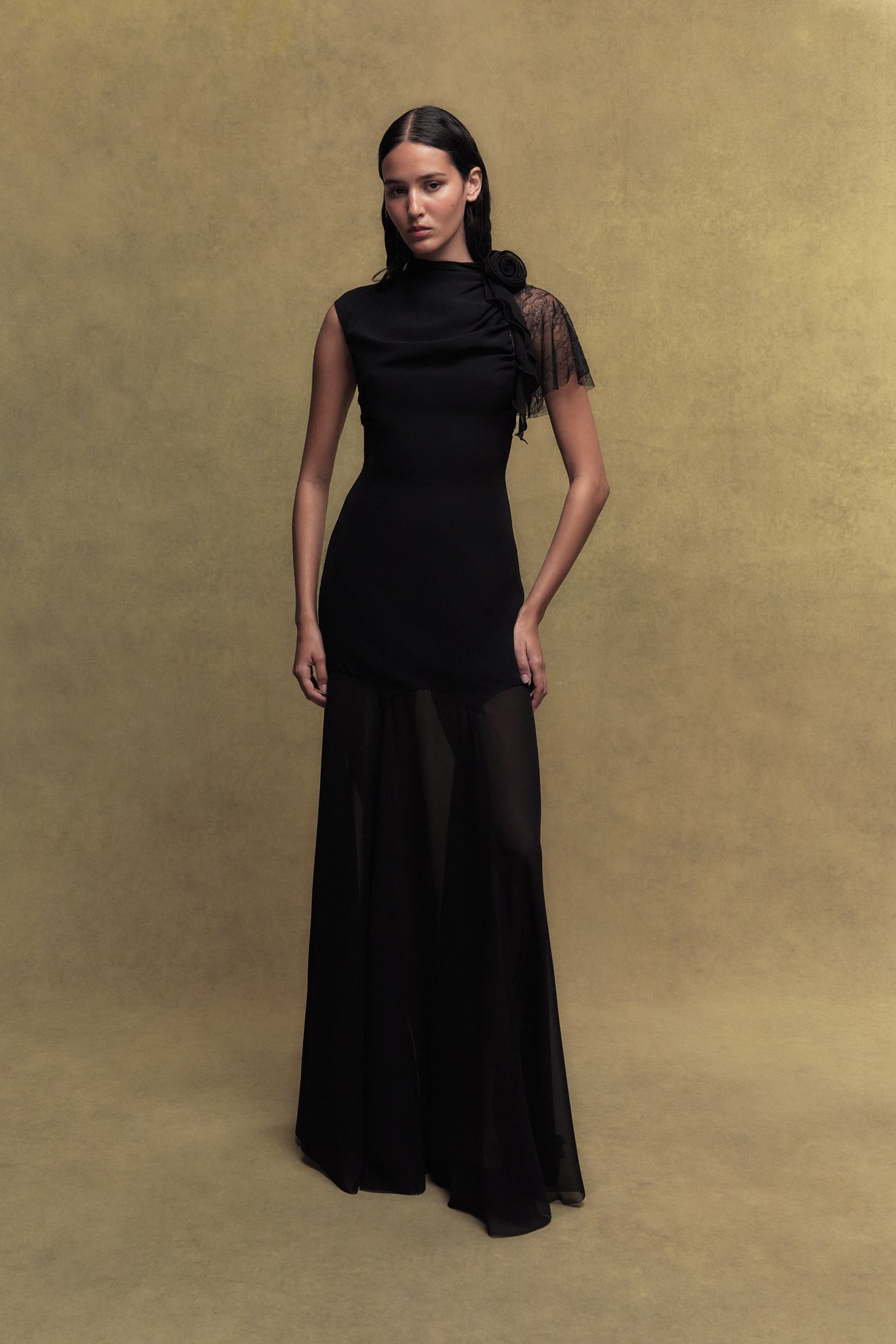 IVY CHIFFON MAXI DRESS IN BLACK - De La Vali