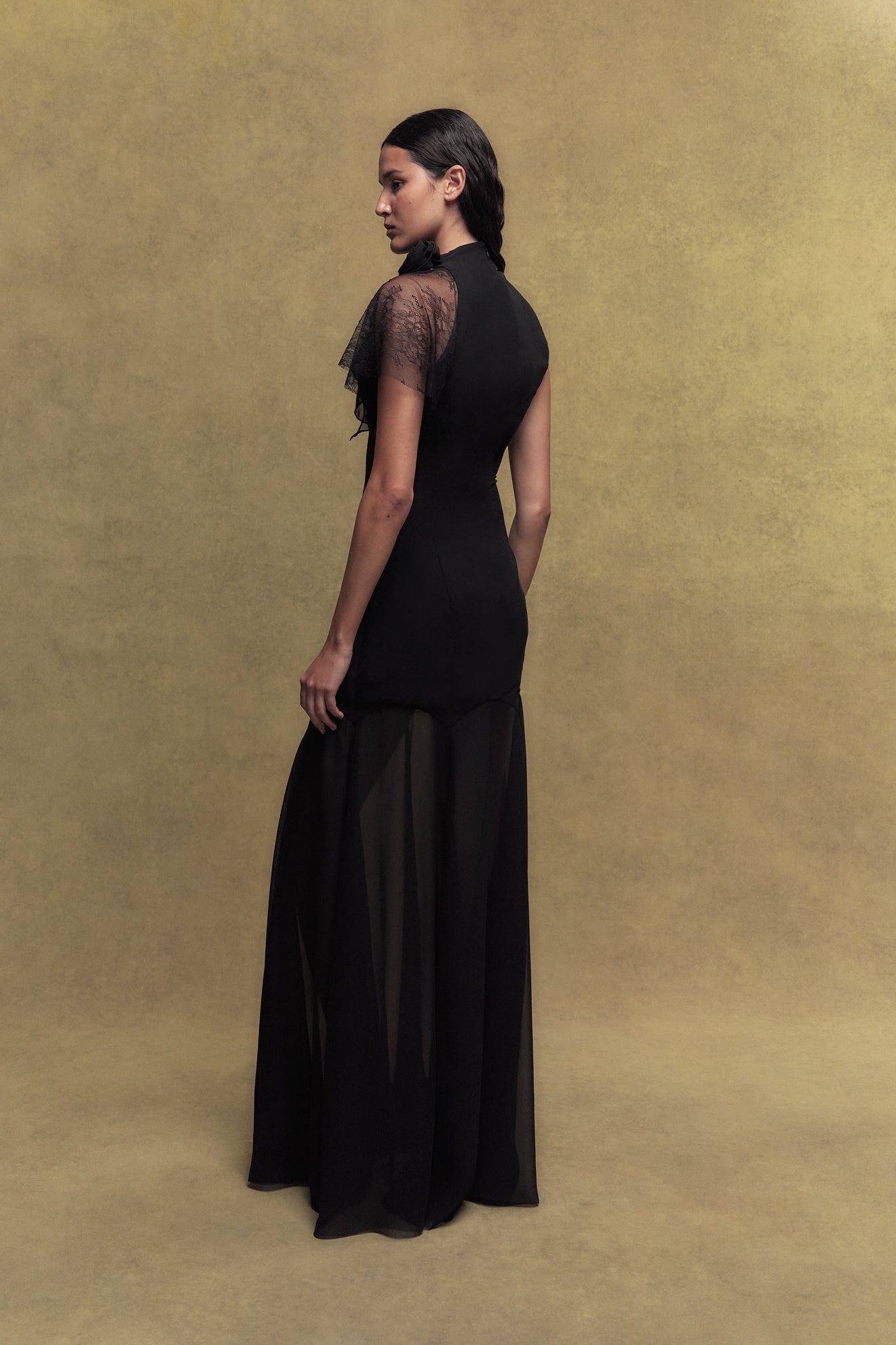 IVY CHIFFON MAXI DRESS IN BLACK - De La Vali