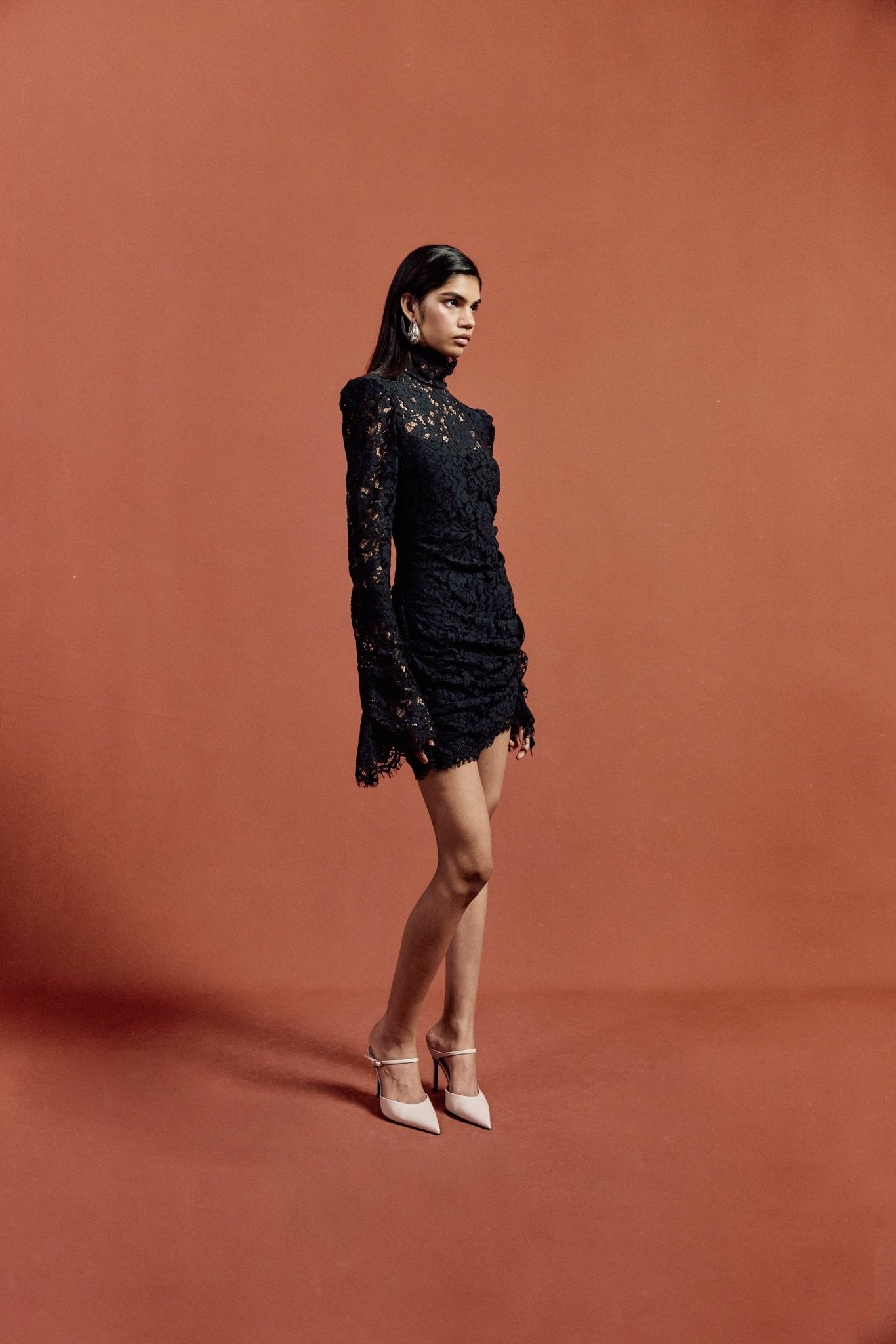 BODITA MINI DRESS IN BLACK COTTON LACE - De La Vali