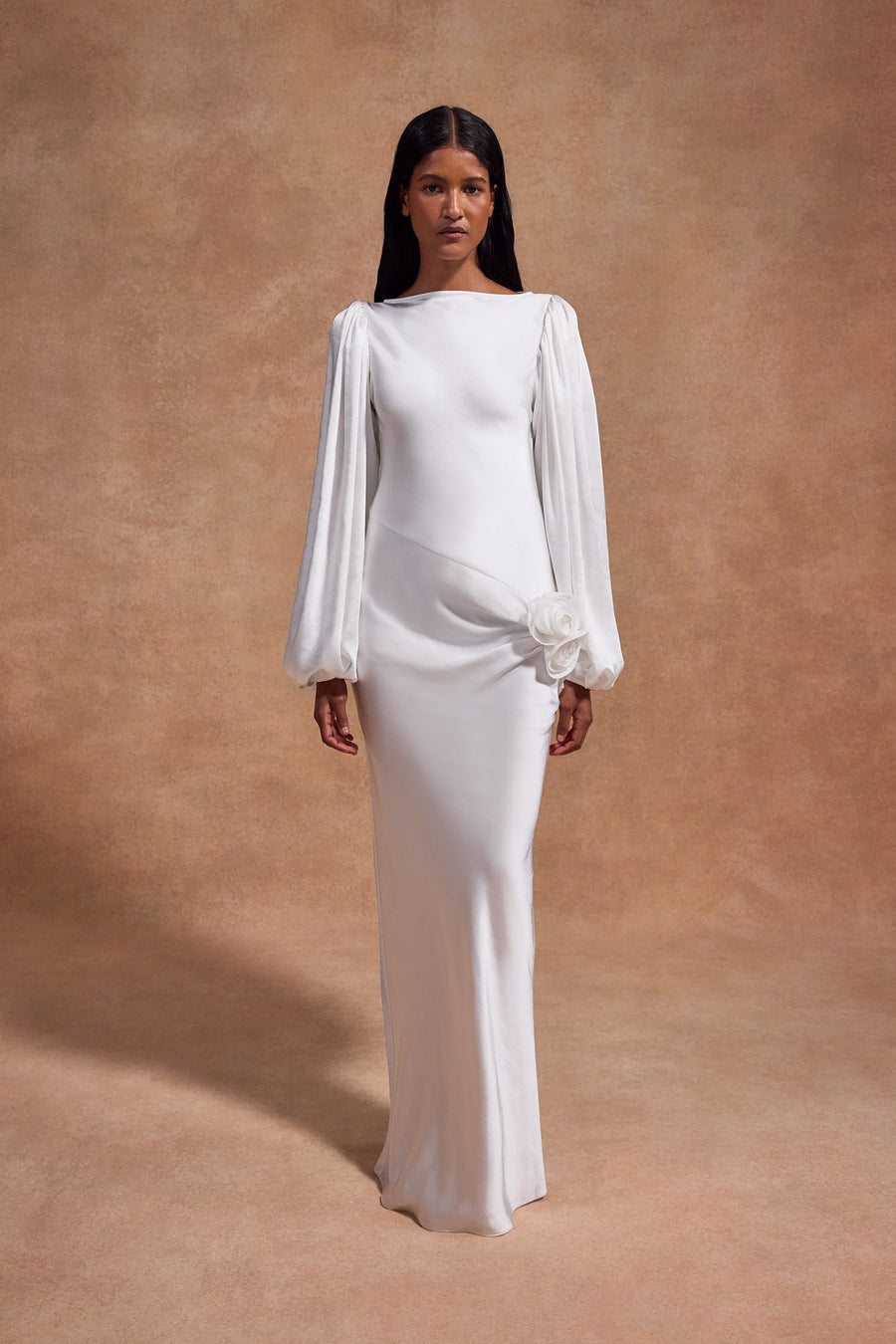 VIVIR MAXI DRESS IN OPTIC HAMMERED SATIN