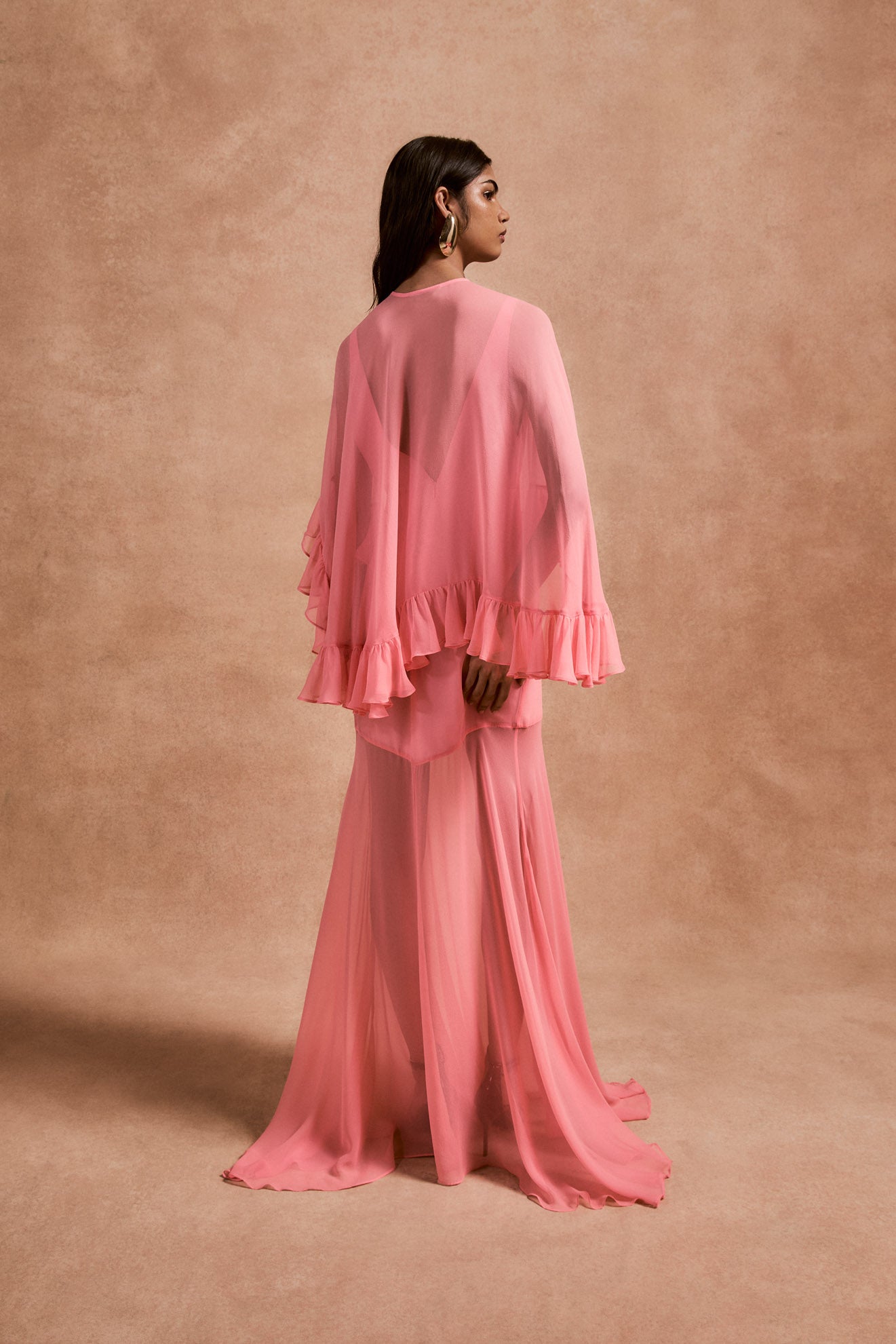 PRECIOSO CAPE IN BALLET SILK CHIFFON - De La Vali
