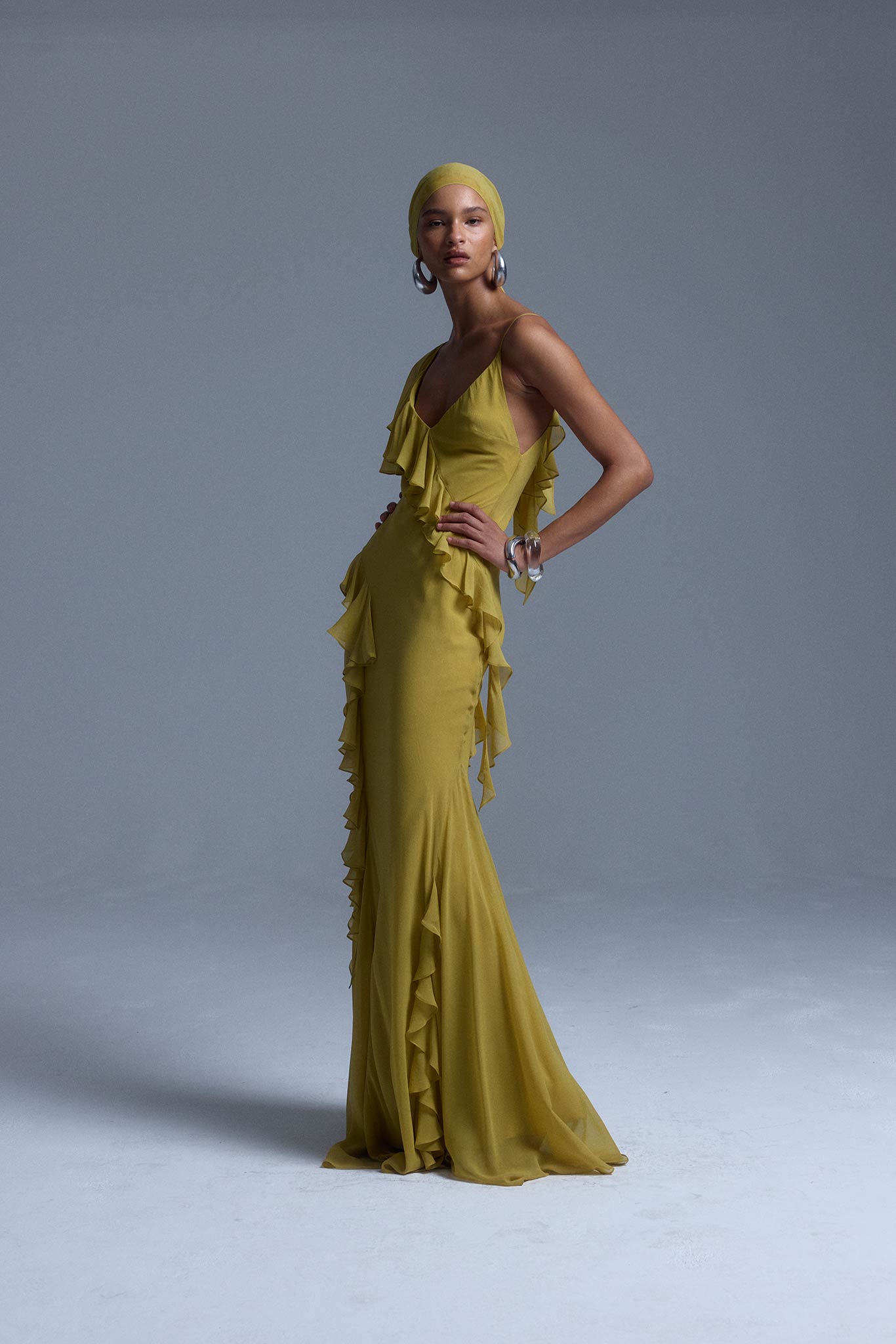 MAYARA MAXI DRESS IN YELLOW GEORGETTE - De La Vali