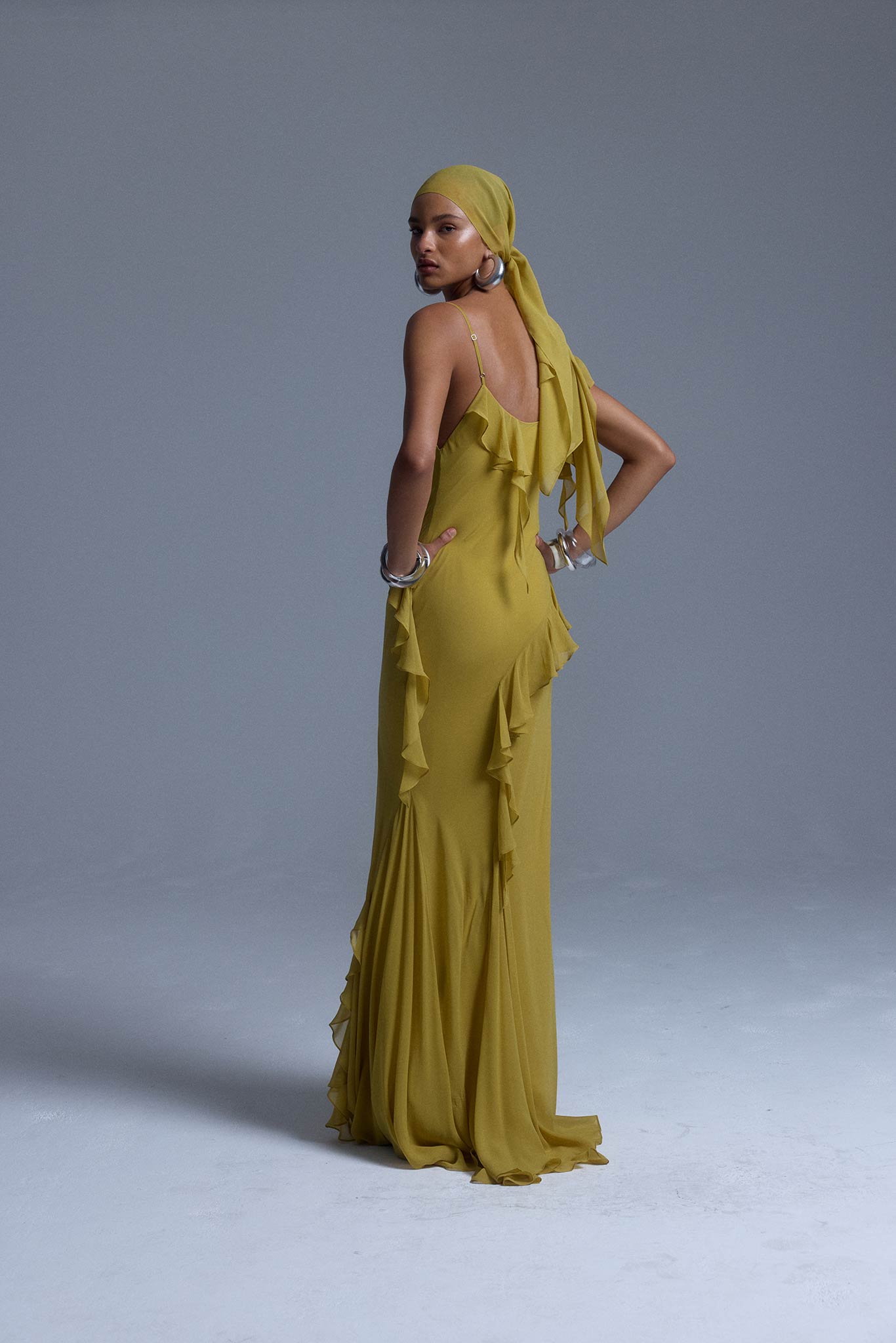 MAYARA MAXI DRESS IN YELLOW GEORGETTE - De La Vali