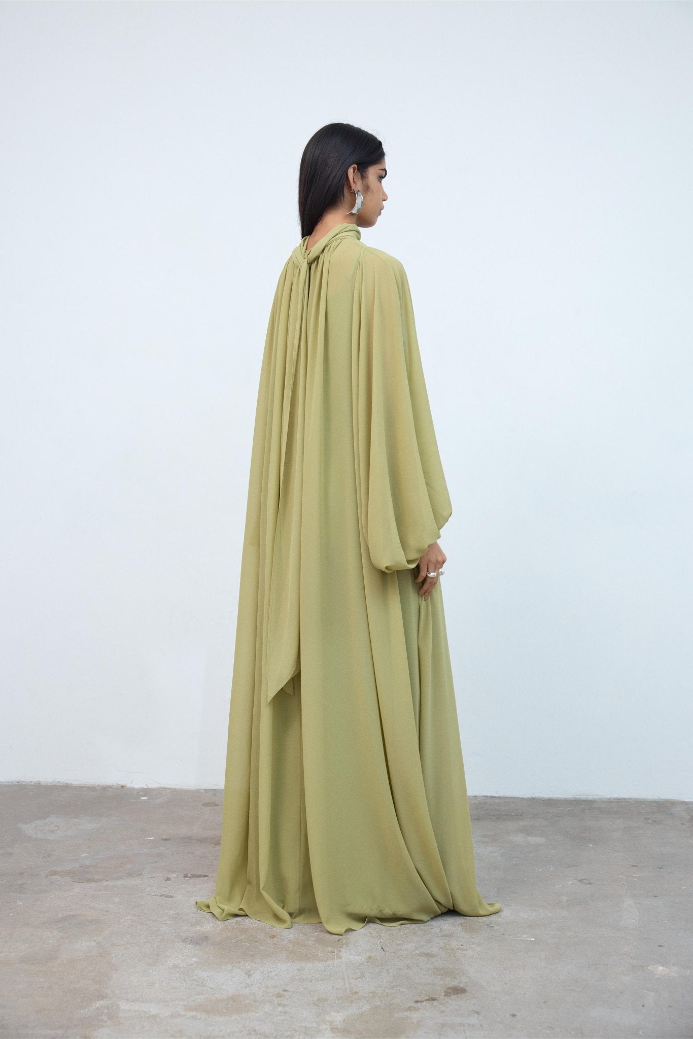 NYX MAXI DRESS IN GREEN CHIFFON - De La Vali