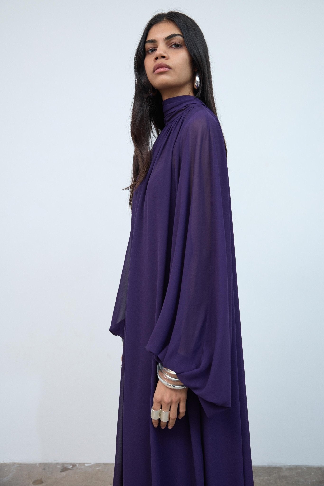 NYX MAXI DRESS IN PURPLE CHIFFON - De La Vali