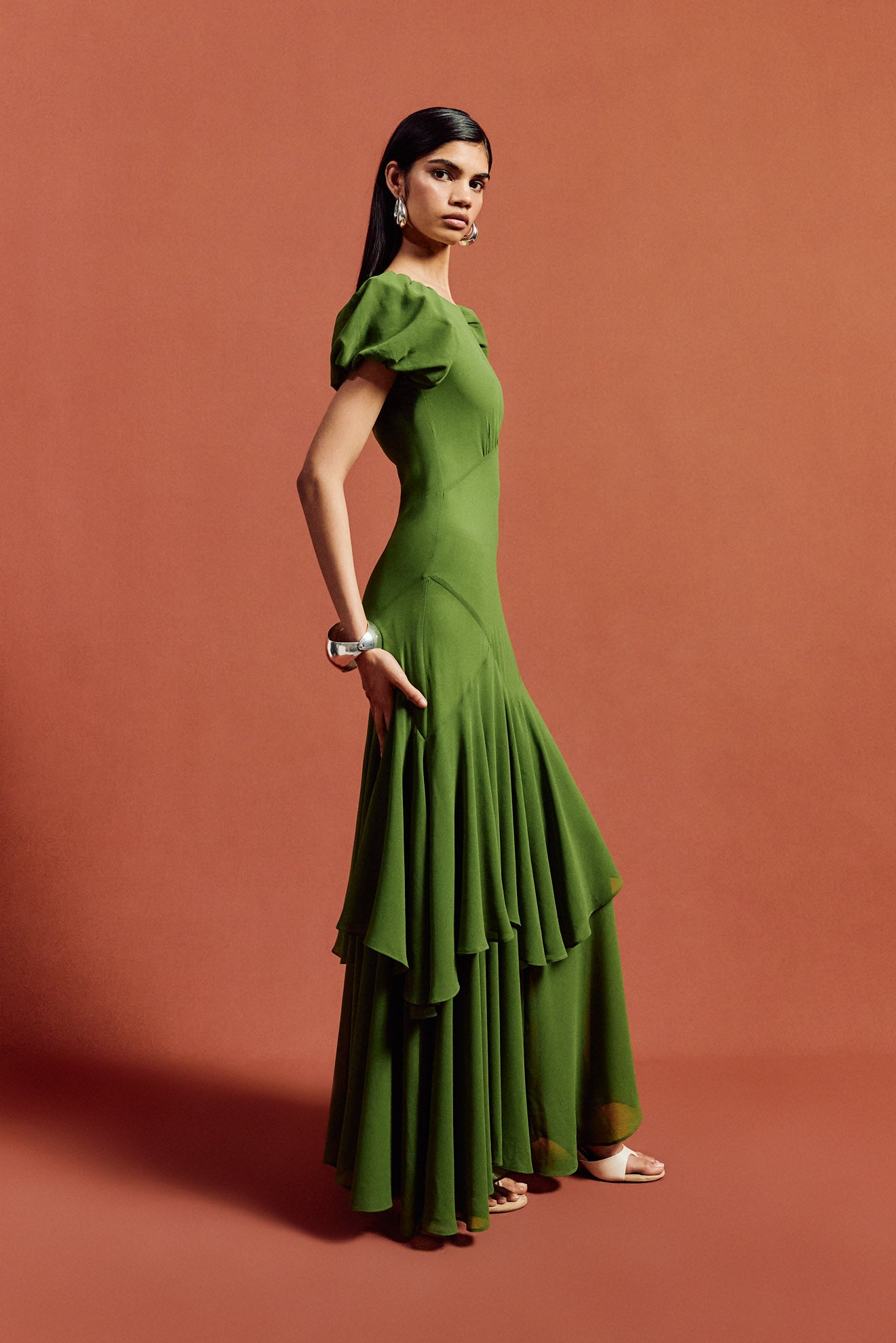 ANETTA MAXI DRESS IN FOREST GREEN CHIFFON - De La Vali