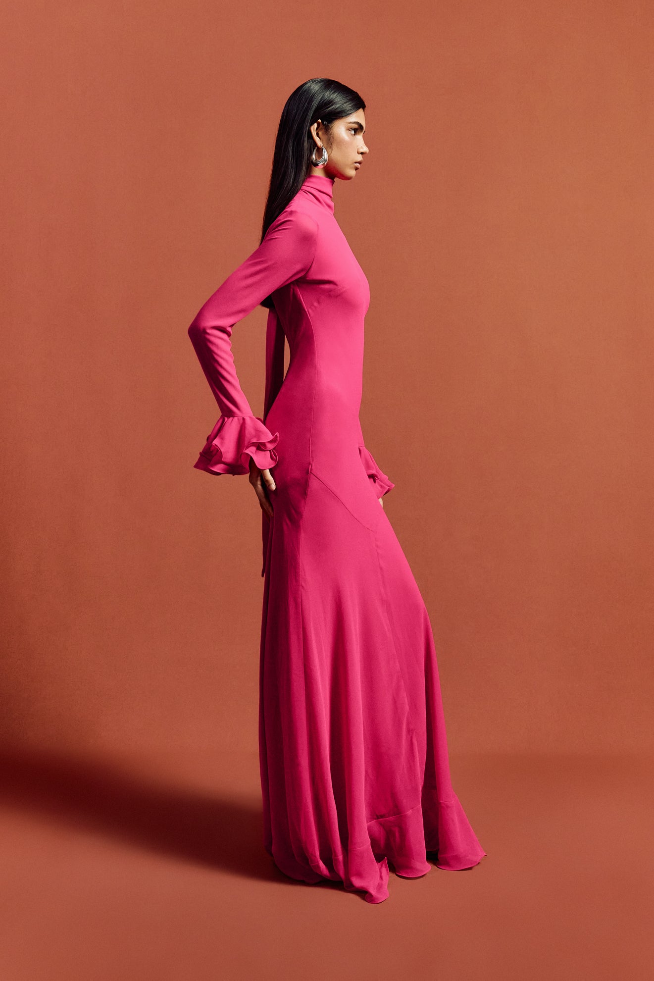 DAIRA MAXI DRESS IN HOT PINK CHIFFON - De La Vali