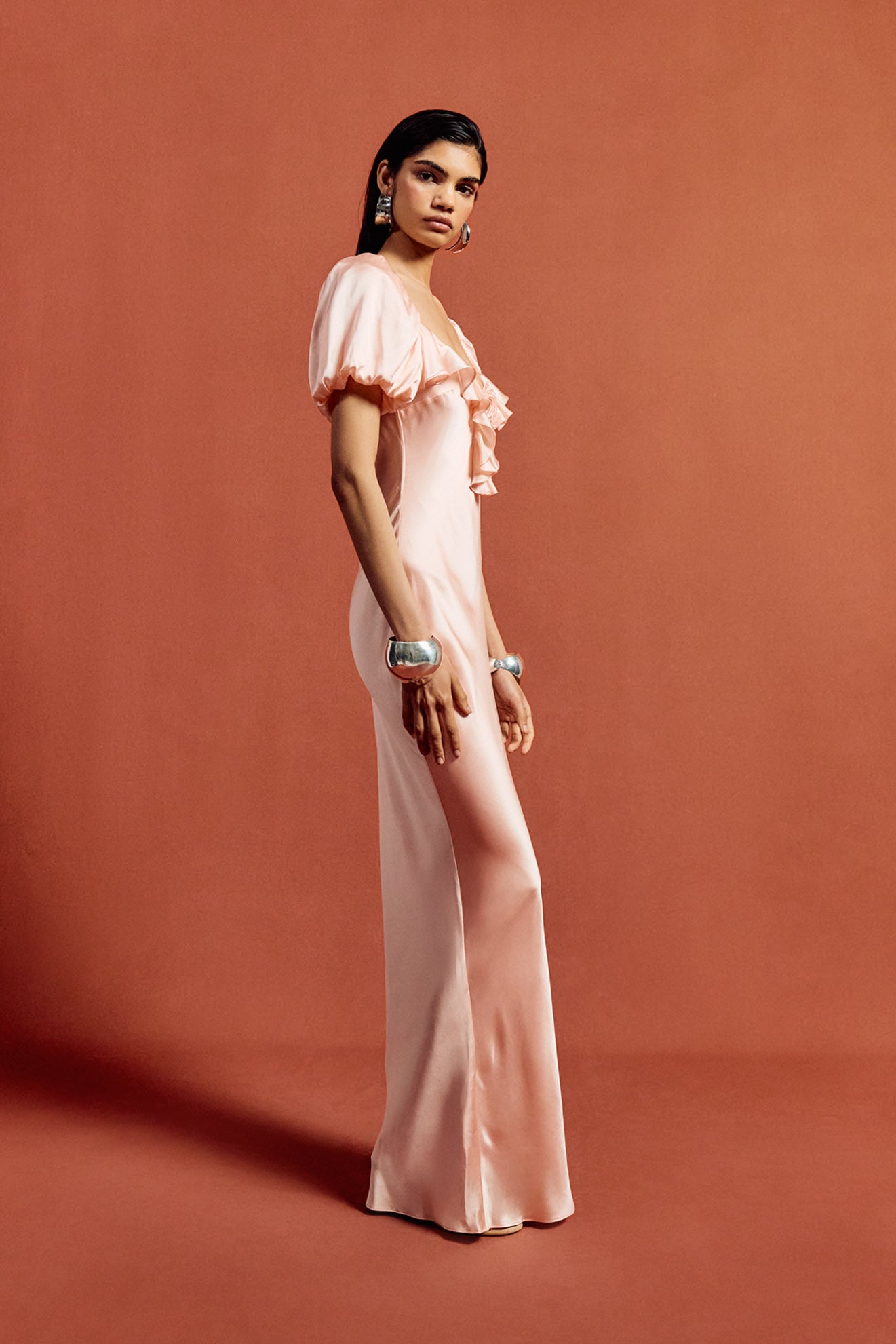 EDEN MAXI DRESS IN BABY PINK SILK SATIN - De La Vali