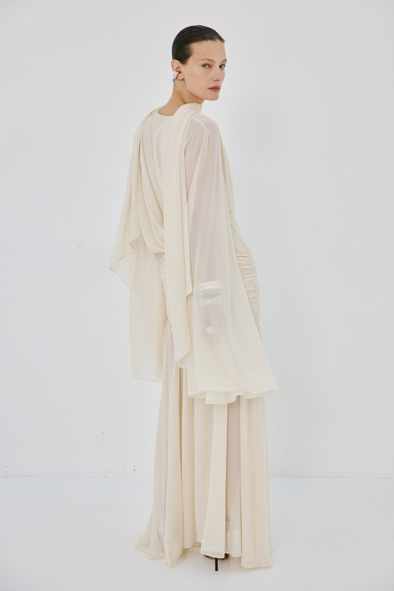 AURELION MAXI DRESS IN WARM IVORY CHIFFON